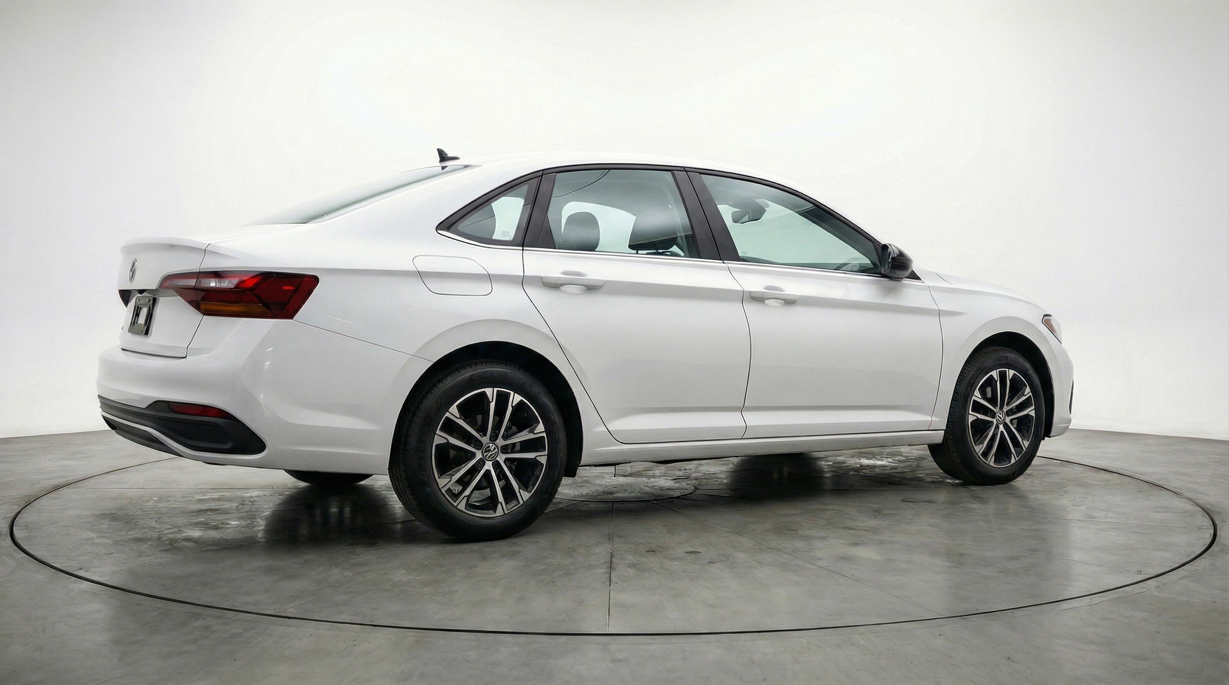Thumbnail: 2025 Volkswagen Jetta - 9