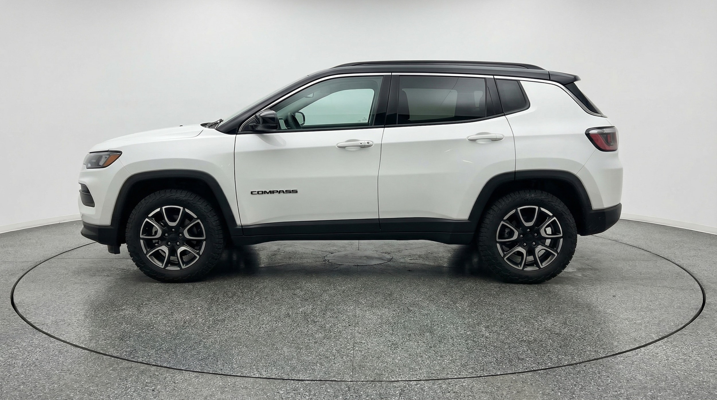 Thumbnail: 2025 Jeep Compass - 4