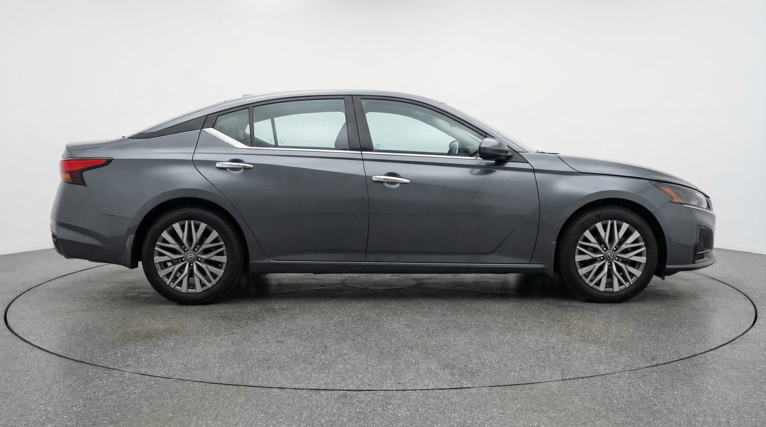 Thumbnail: 2025 Nissan Altima - 8