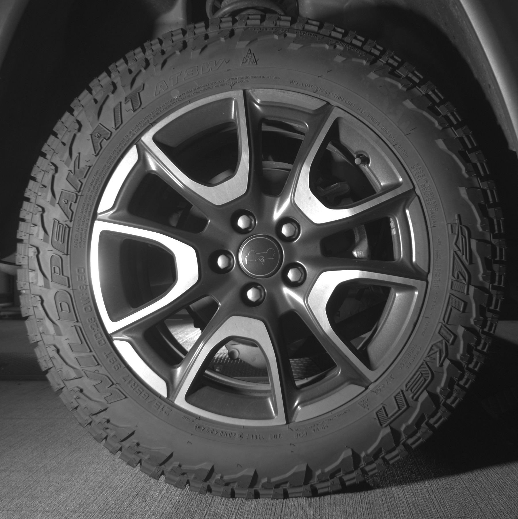 Thumbnail: 2025 Jeep Compass - 15