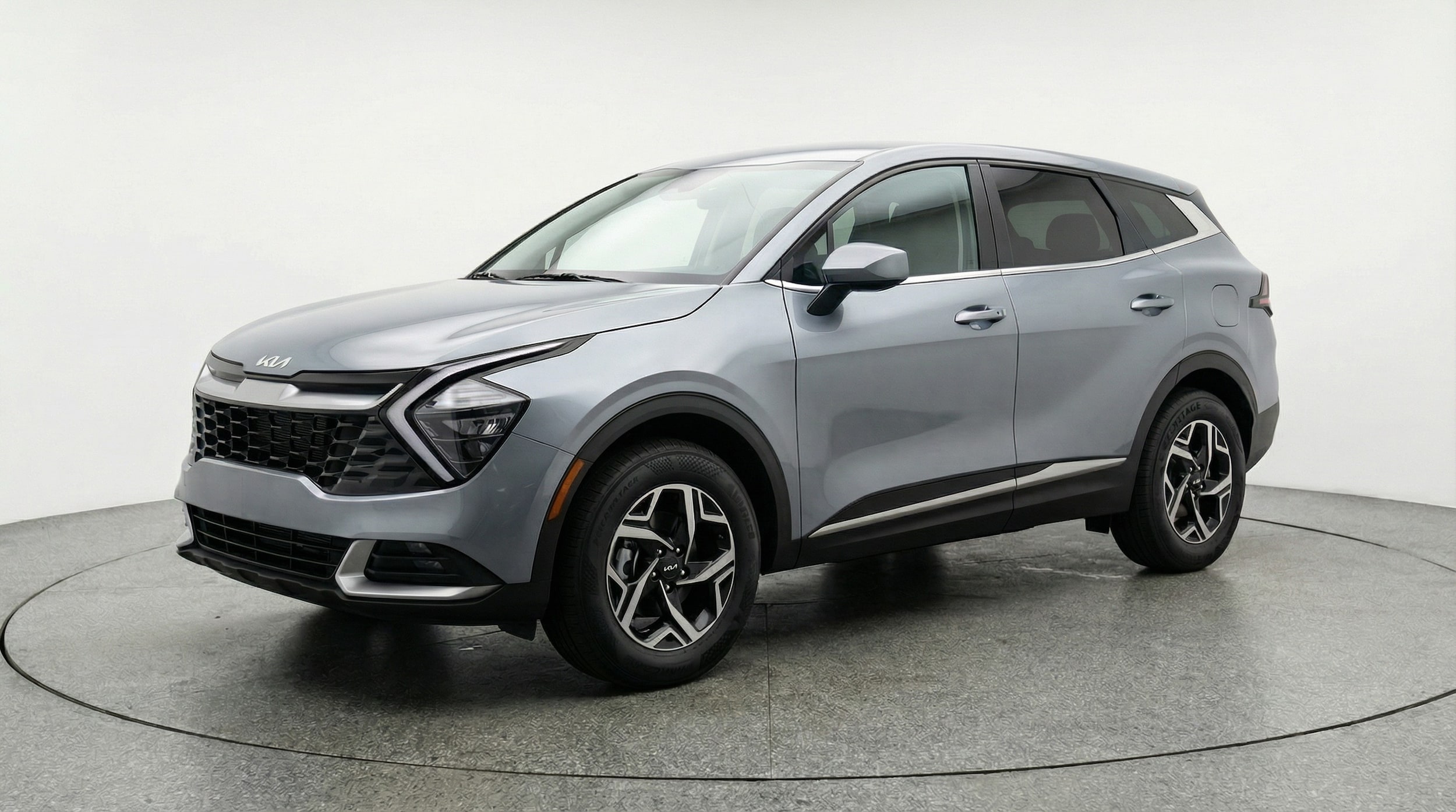 Thumbnail: 2025 Kia Sportage - 3