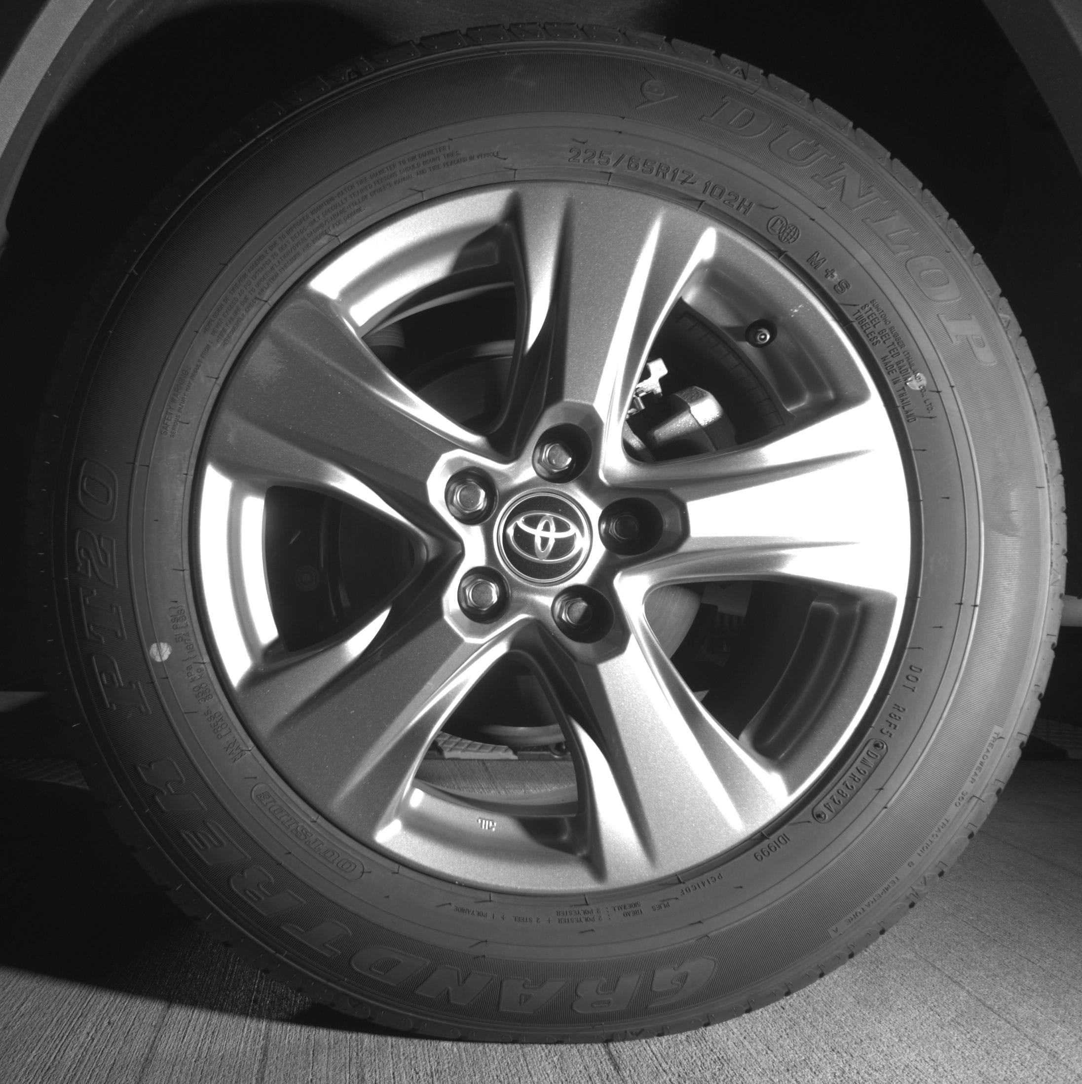 Thumbnail: 2025 Toyota RAV4 - 11