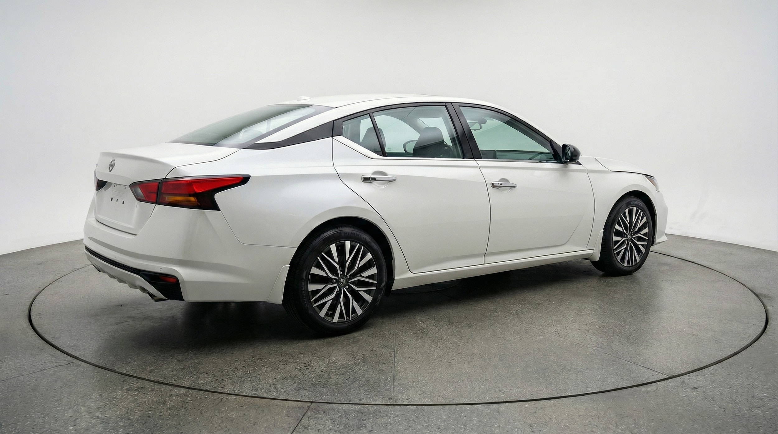 Thumbnail: 2025 Nissan Altima - 7