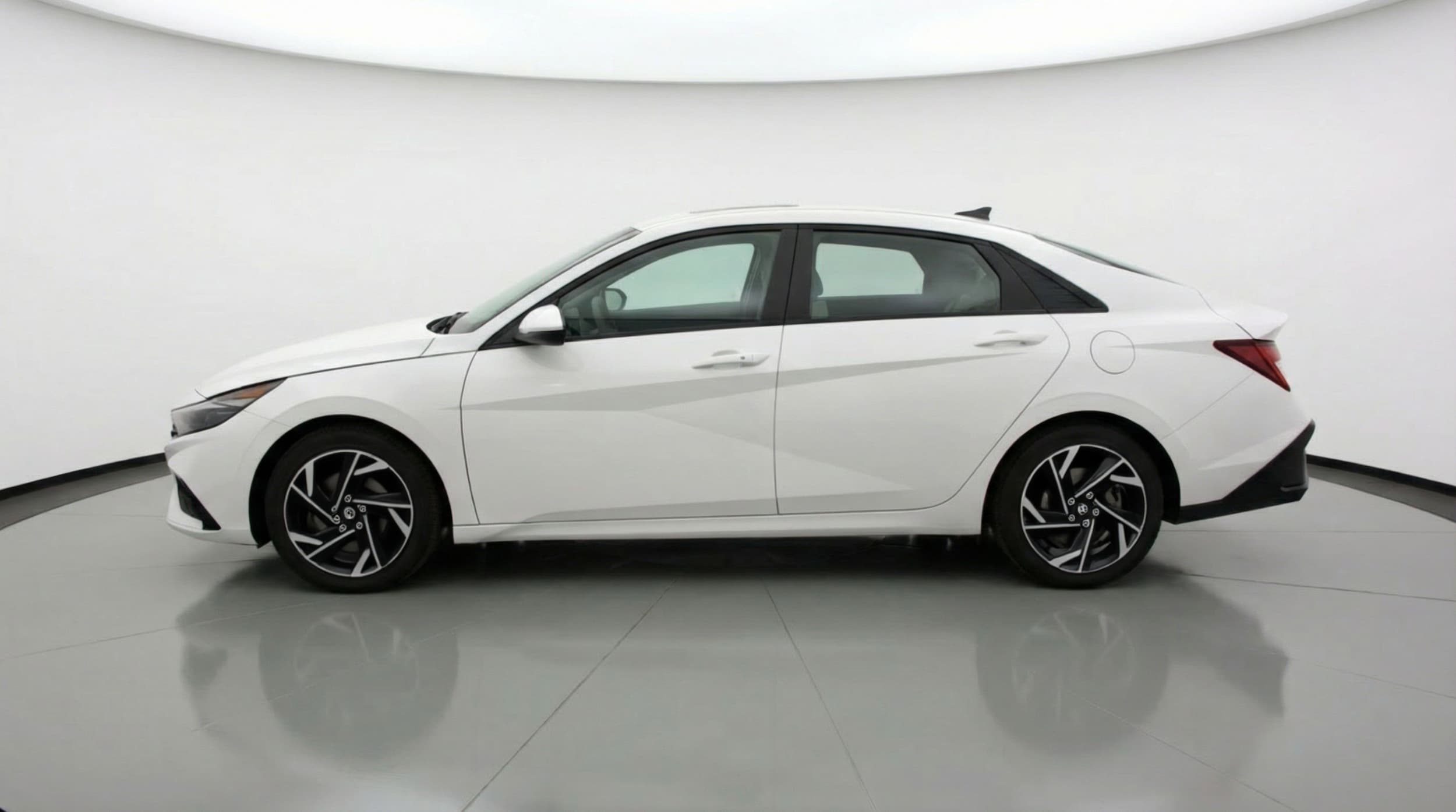 Thumbnail: 2025 Hyundai Elantra - 5