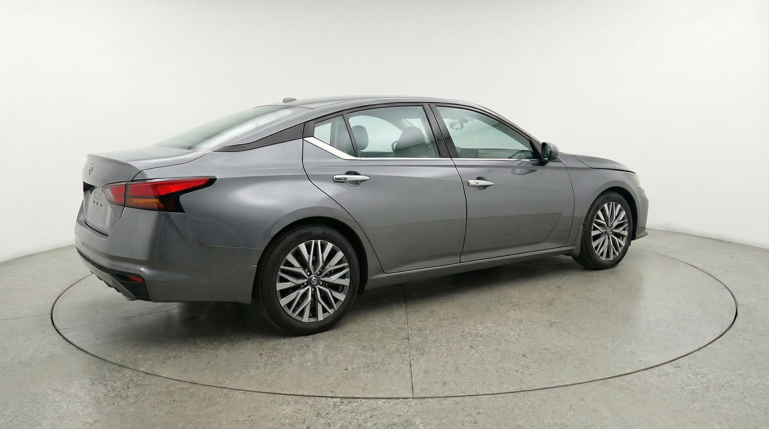 Thumbnail: 2025 Nissan Altima - 9