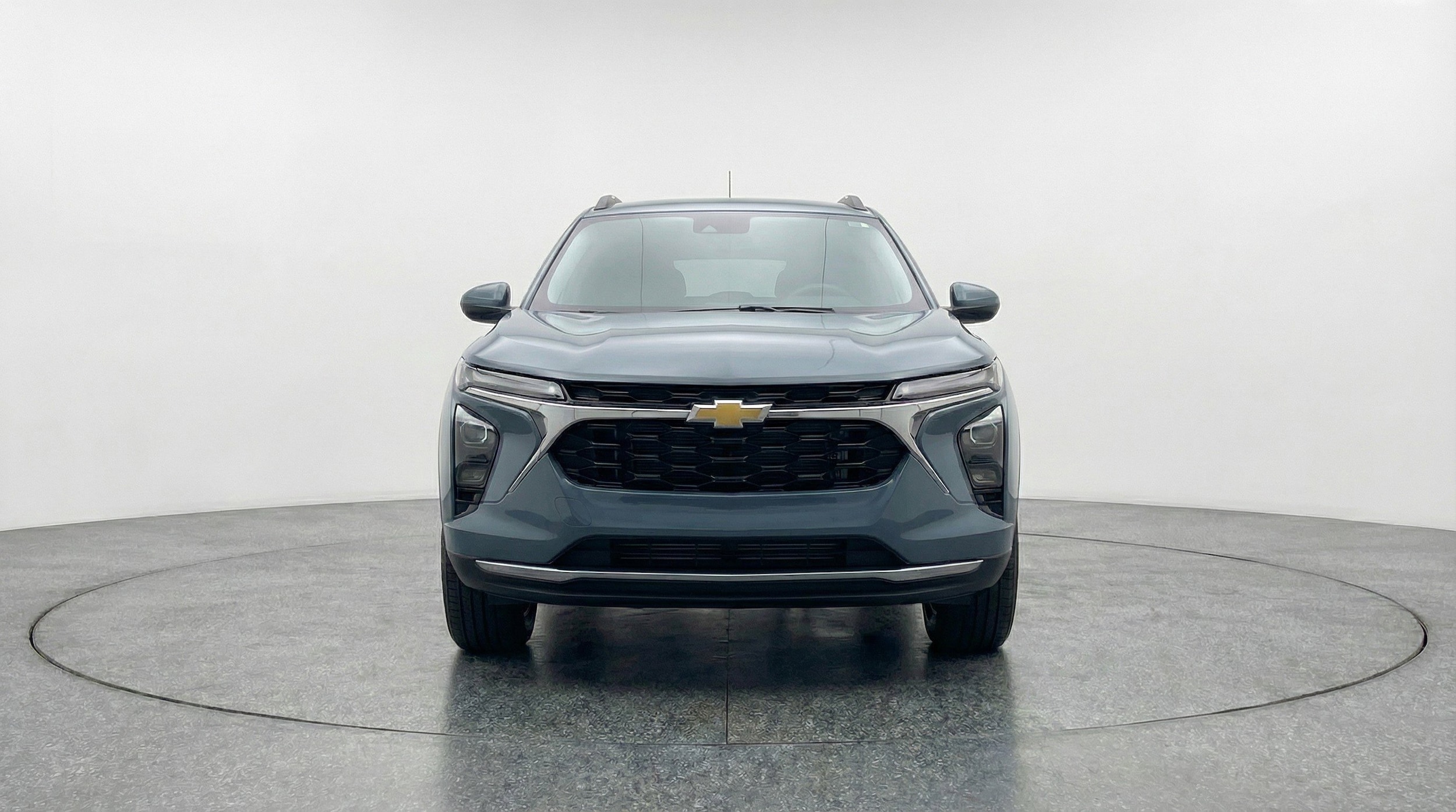 Thumbnail: 2025 Chevrolet Trax - 2