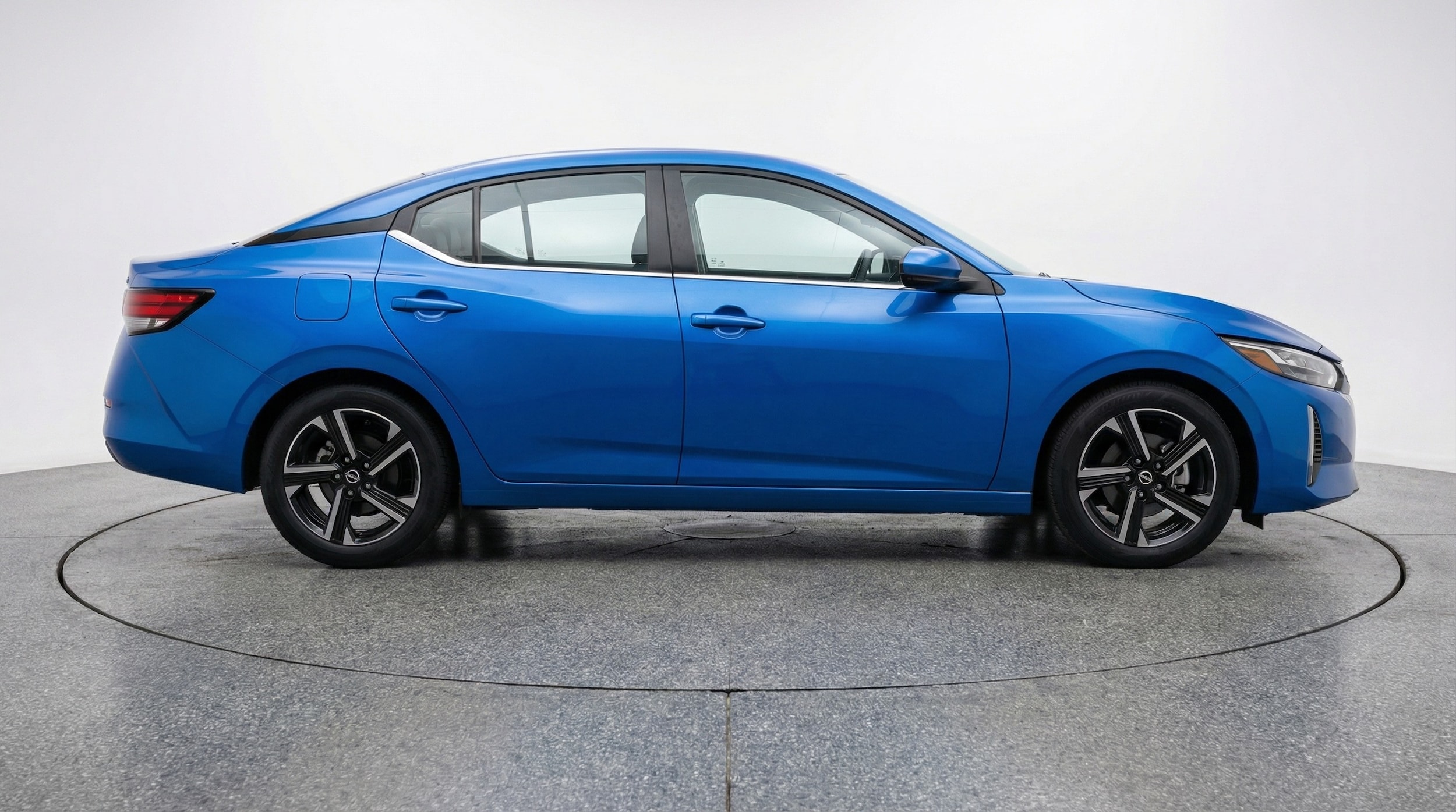 Thumbnail: 2025 Nissan Sentra - 8