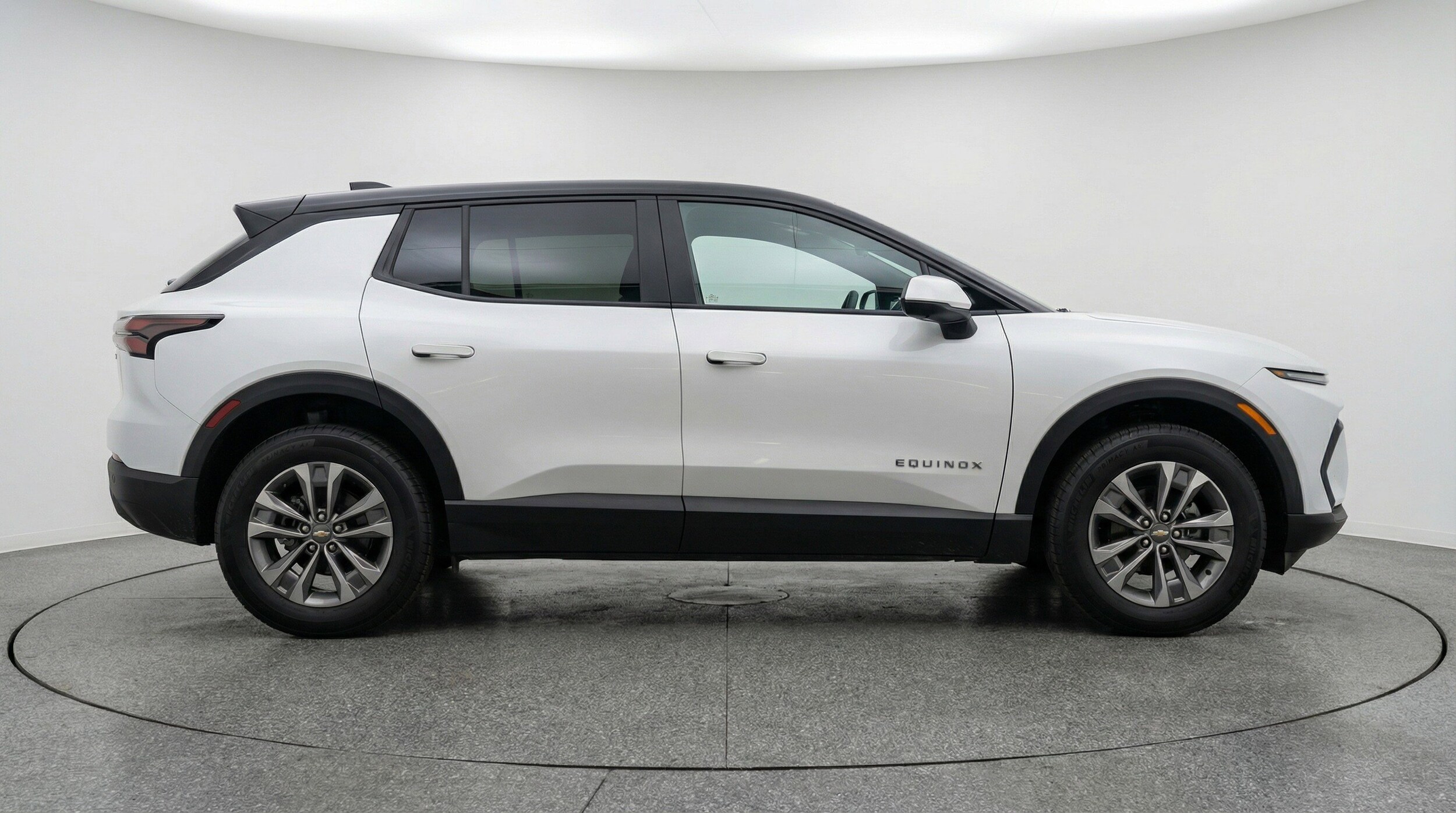 Thumbnail: 2025 Chevrolet Equinox - 11