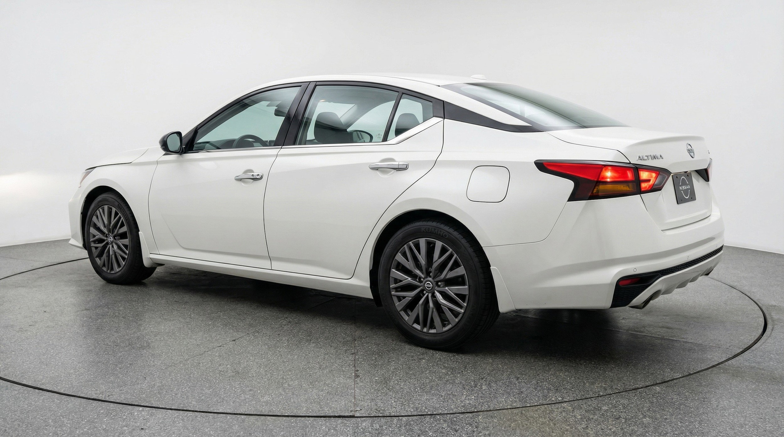 Thumbnail: 2025 Nissan Altima - 6