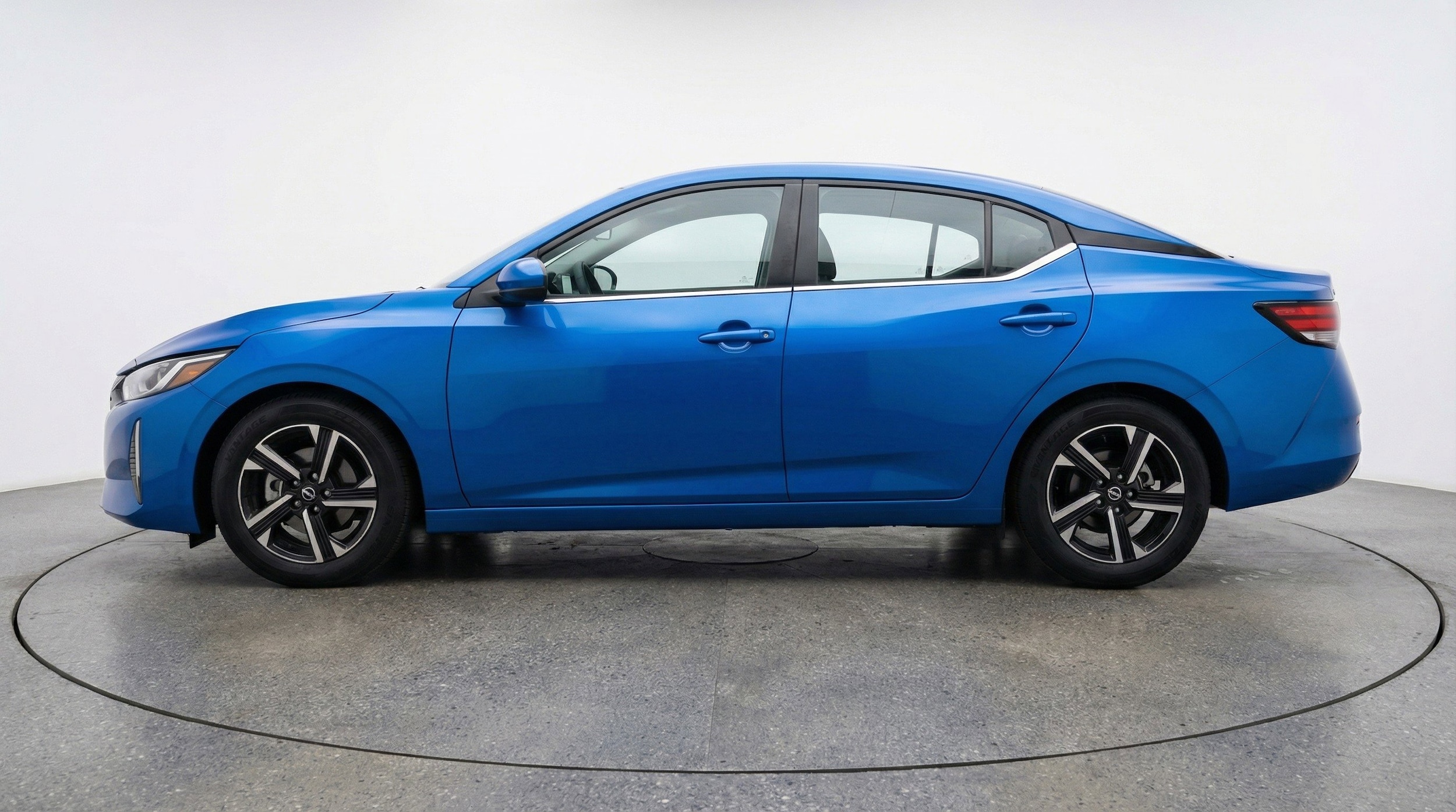 Thumbnail: 2025 Nissan Sentra - 5