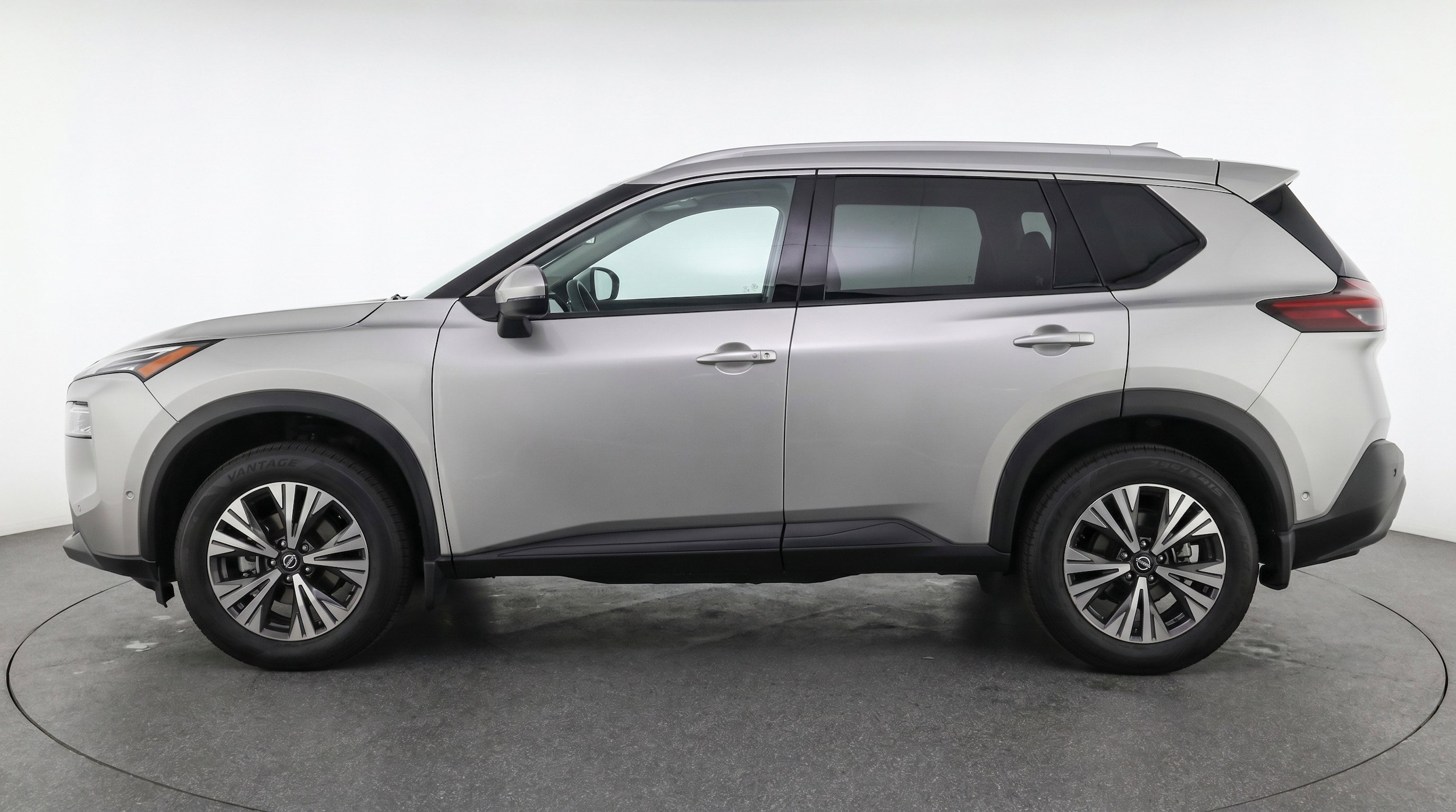 Thumbnail: 2023 Nissan Rogue - 5
