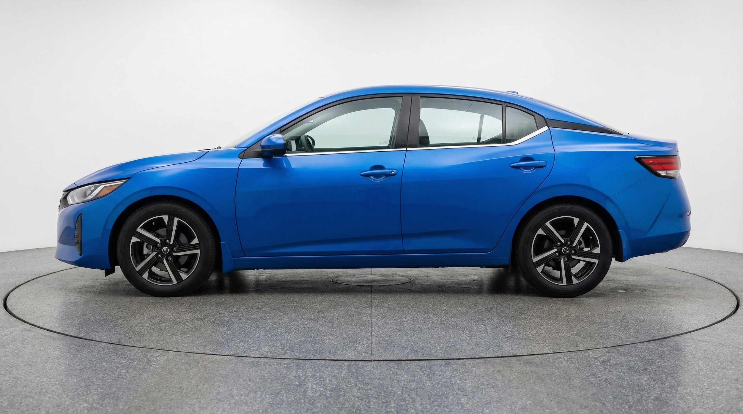 Thumbnail: 2025 Nissan Sentra - 5