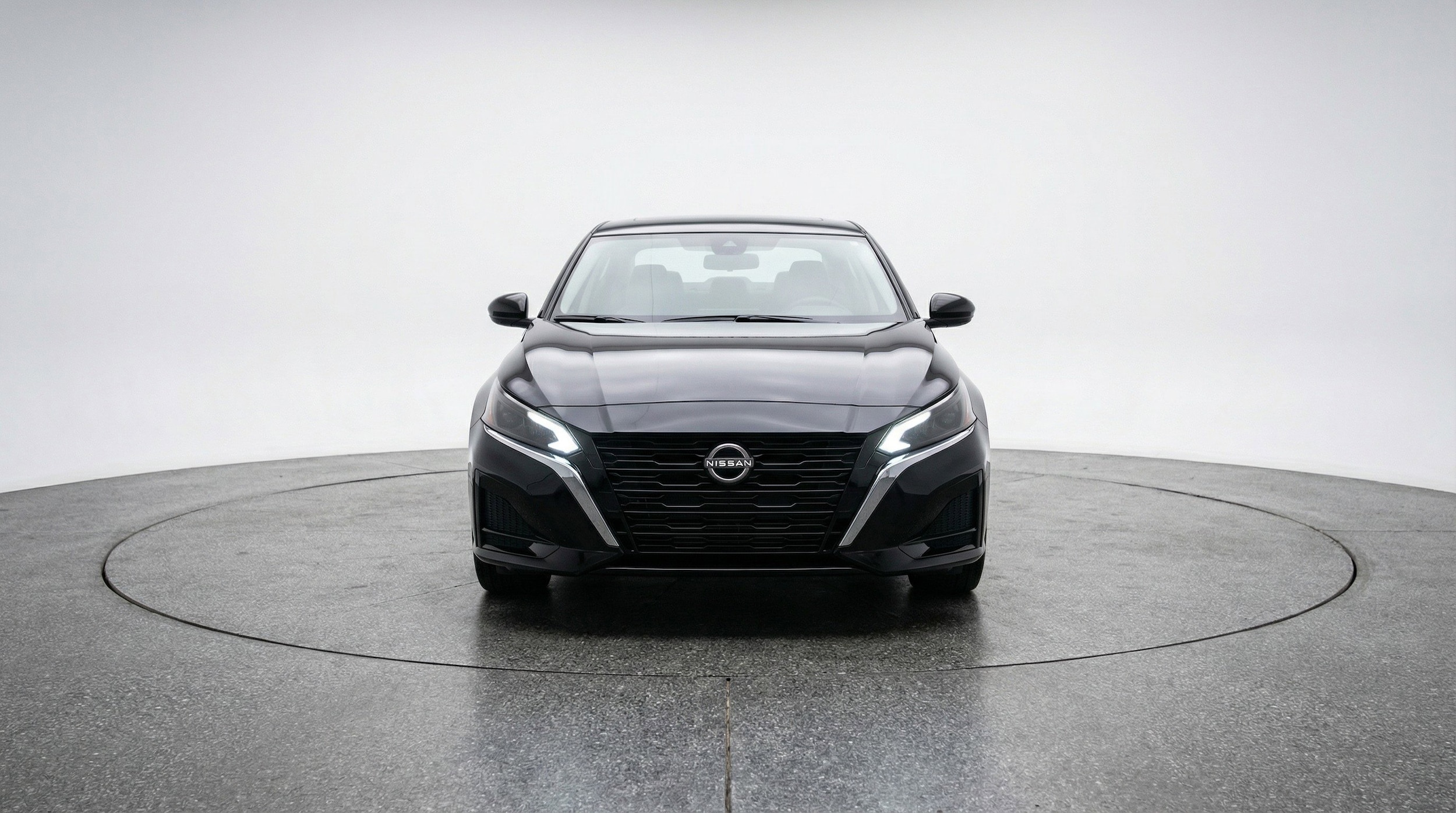 Thumbnail: 2025 Nissan Altima - 2