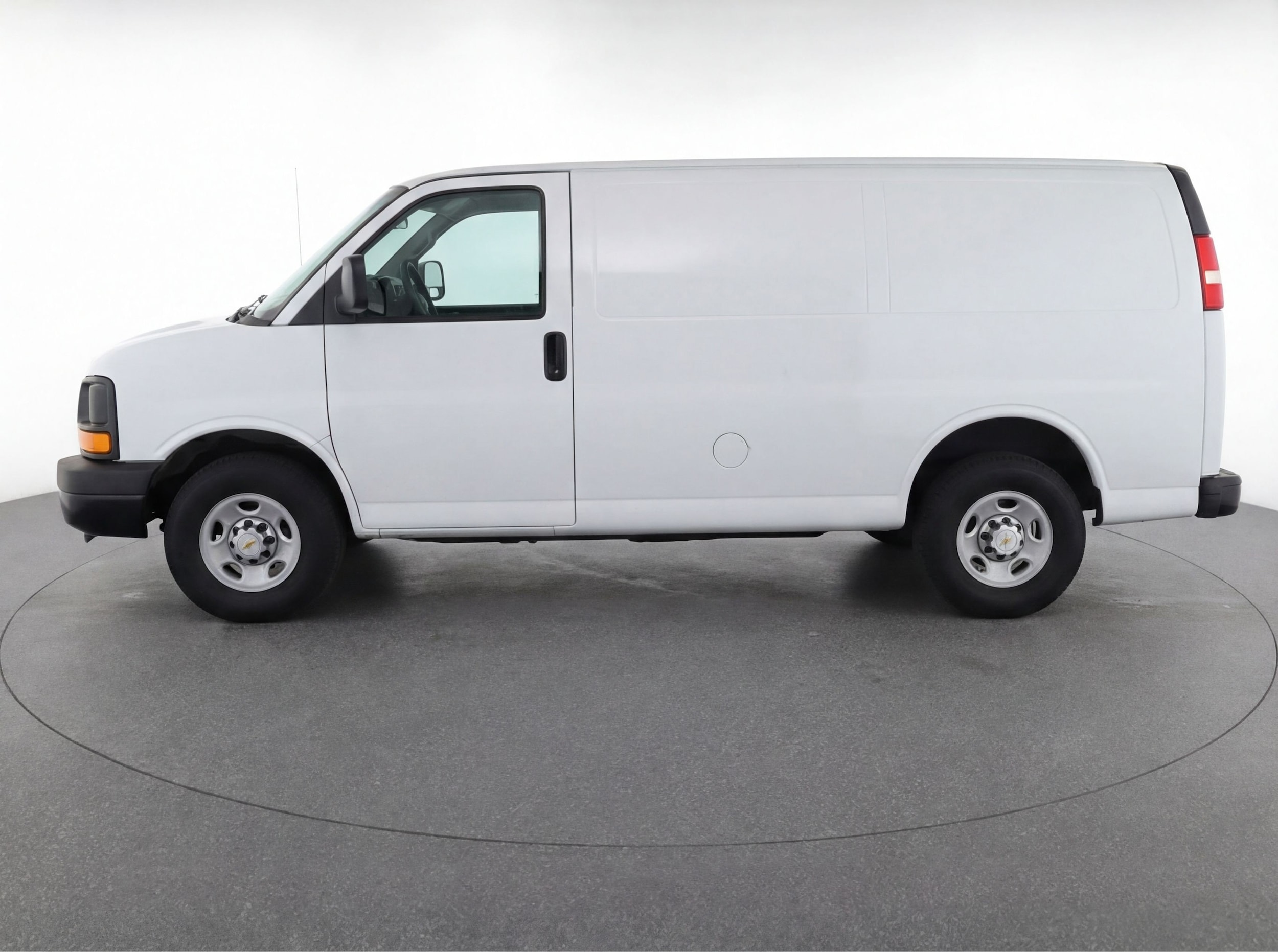 Thumbnail: 2025 Chevrolet Express - 5