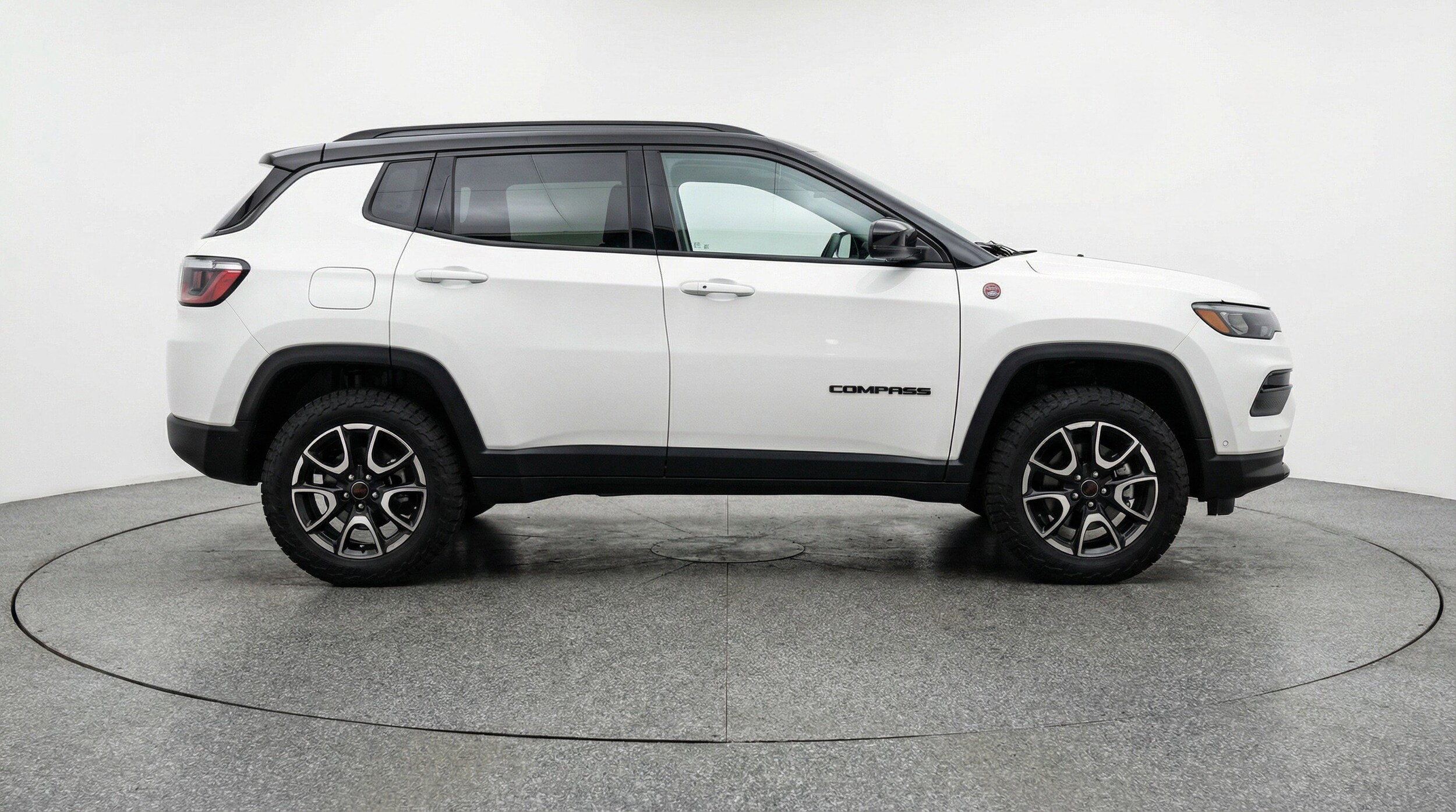 Thumbnail: 2025 Jeep Compass - 11