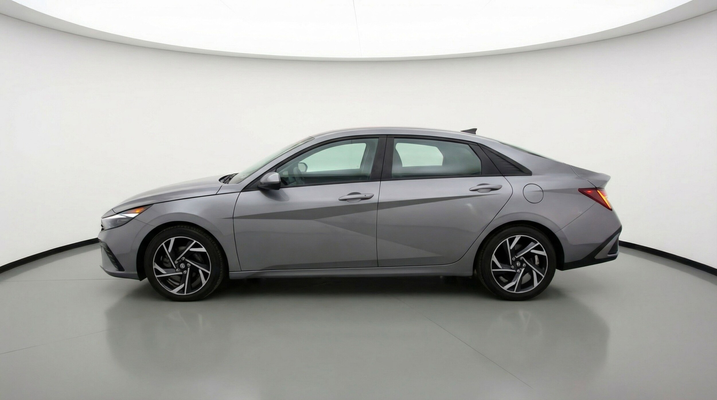 Thumbnail: 2025 Hyundai Elantra - 5