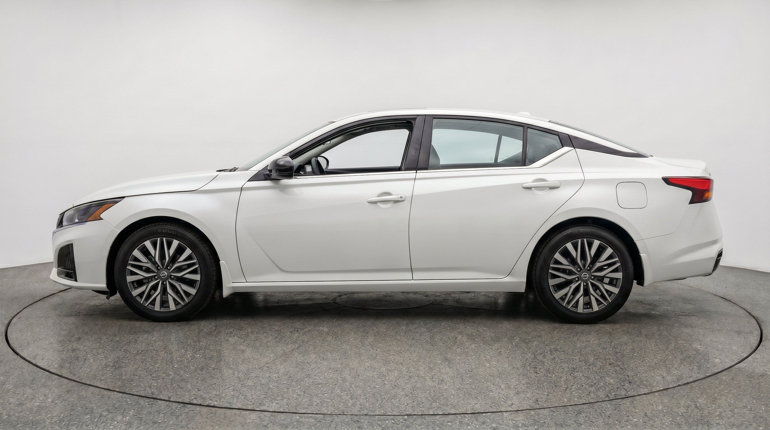 Thumbnail: 2026 Nissan Altima - 5