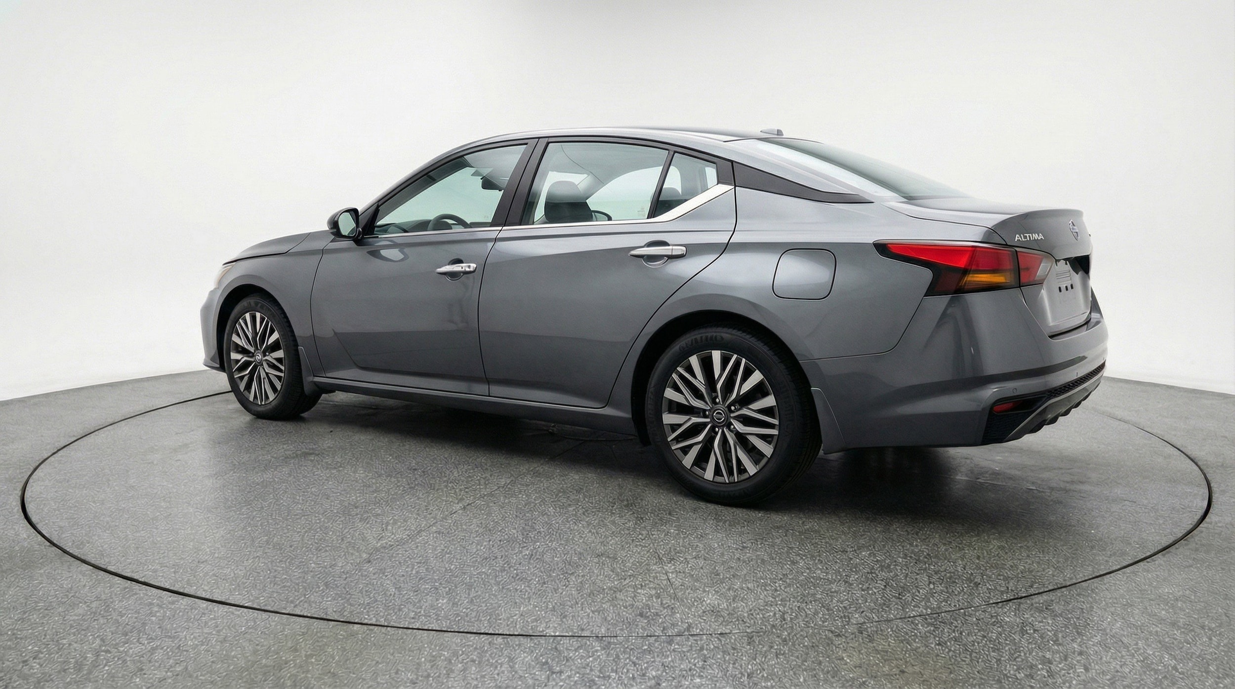 Thumbnail: 2025 Nissan Altima - 6