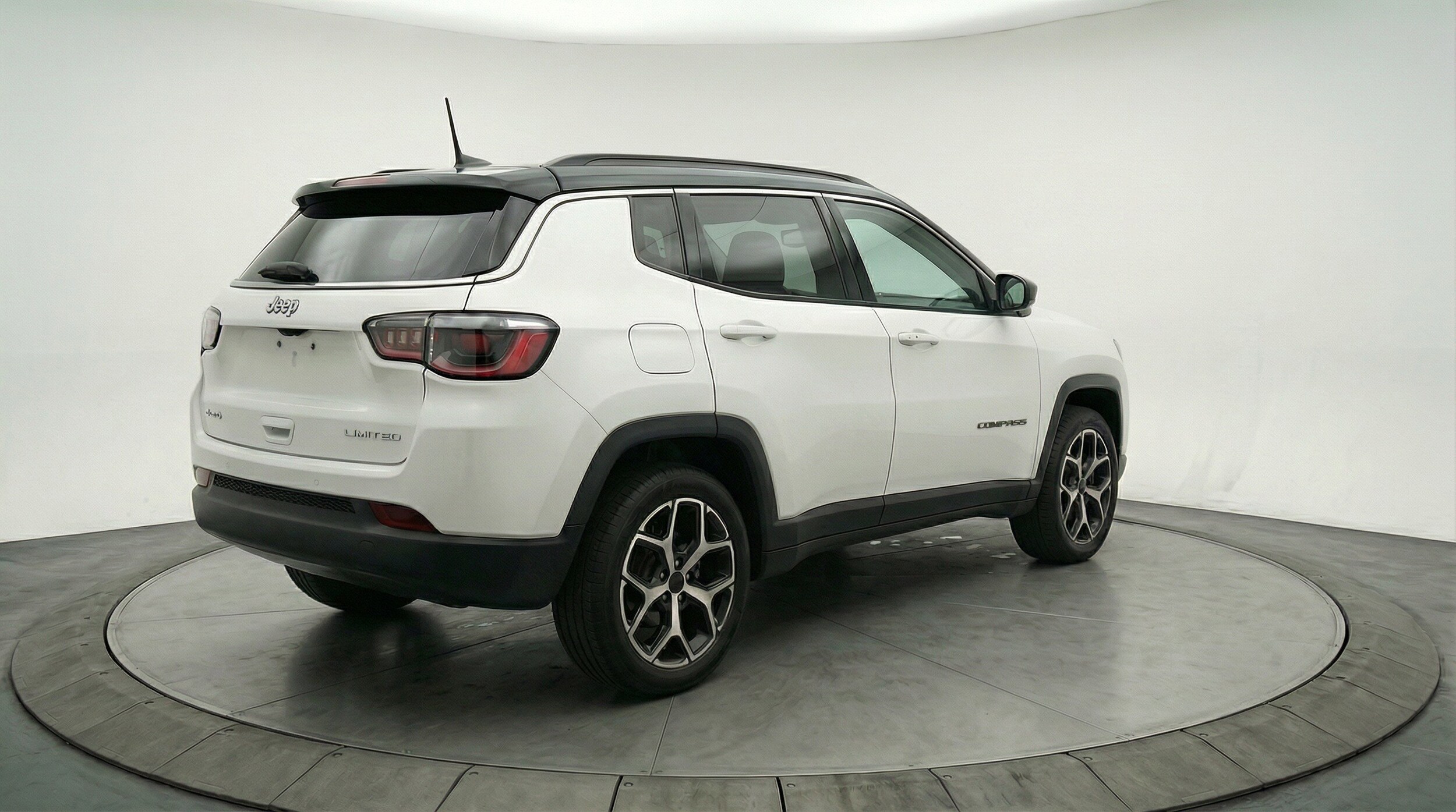 Thumbnail: 2025 Jeep Compass - 9