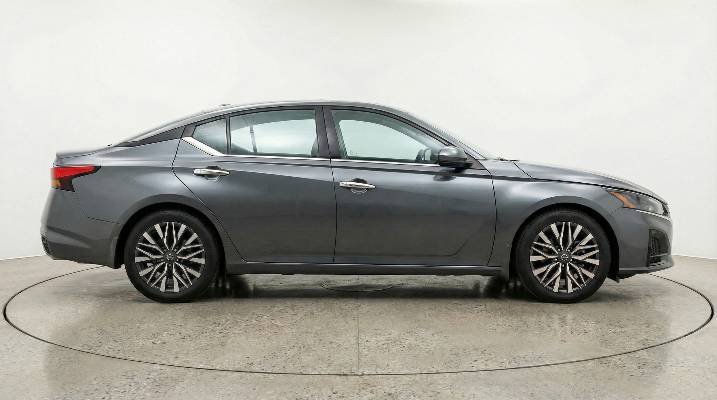 Thumbnail: 2025 Nissan Altima - 8