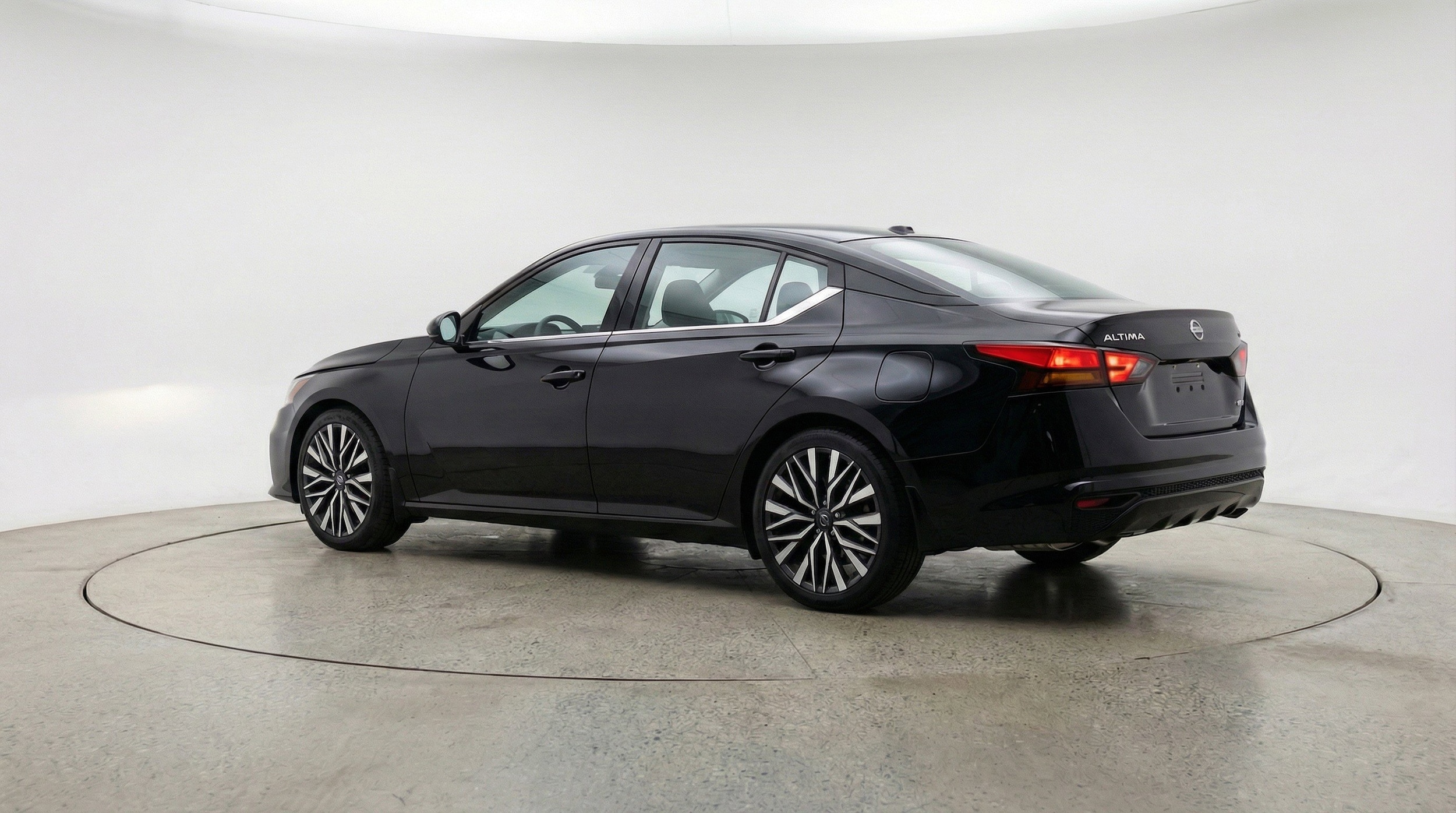 Thumbnail: 2025 Nissan Altima - 6