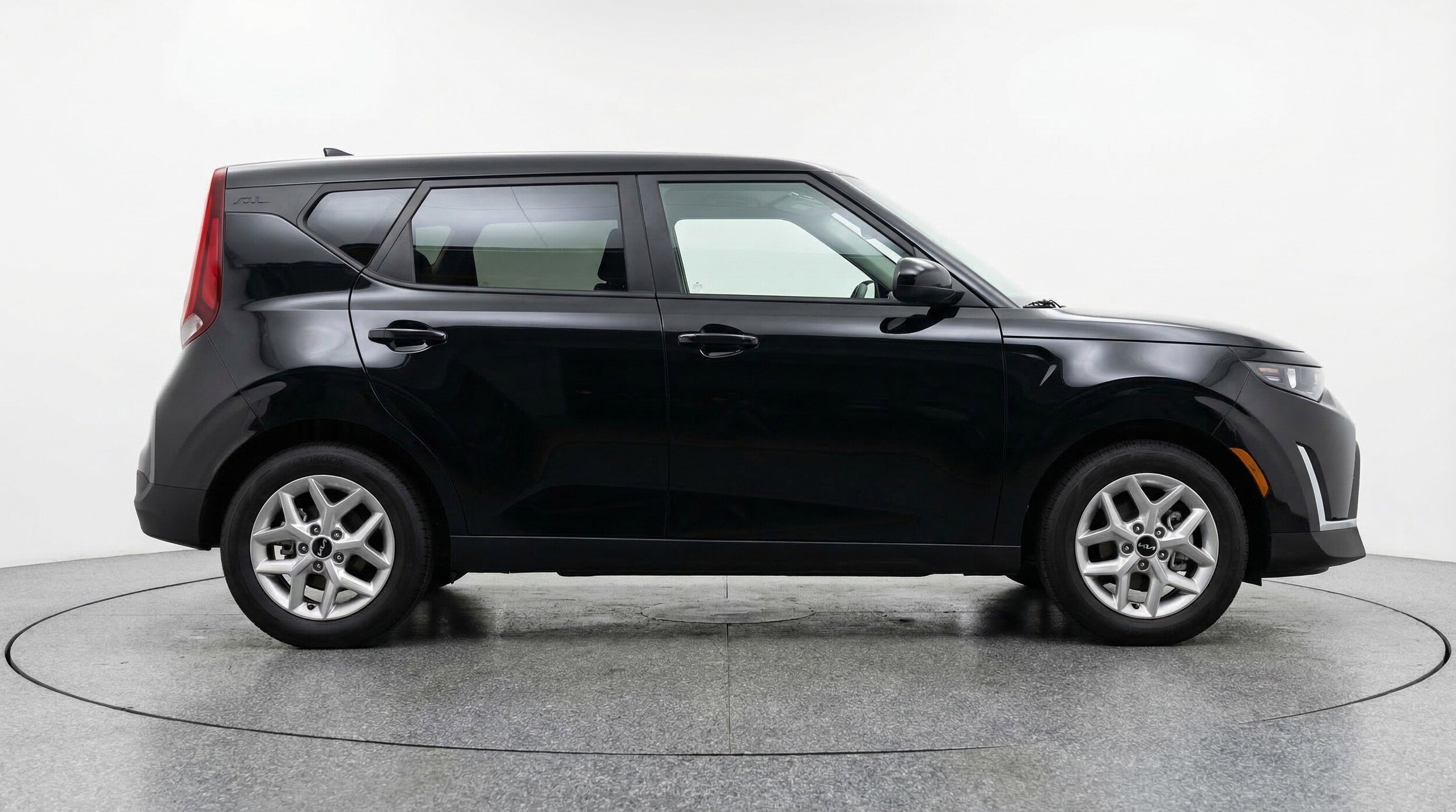 Thumbnail: 2025 Kia Soul - 11