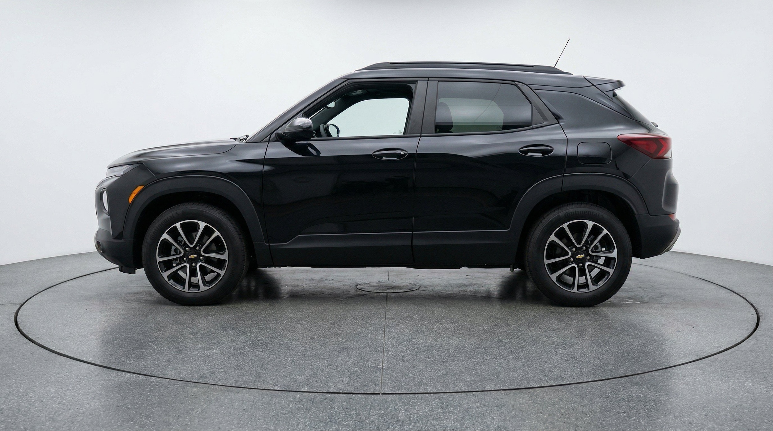 Thumbnail: 2025 Chevrolet TrailBlazer - 5