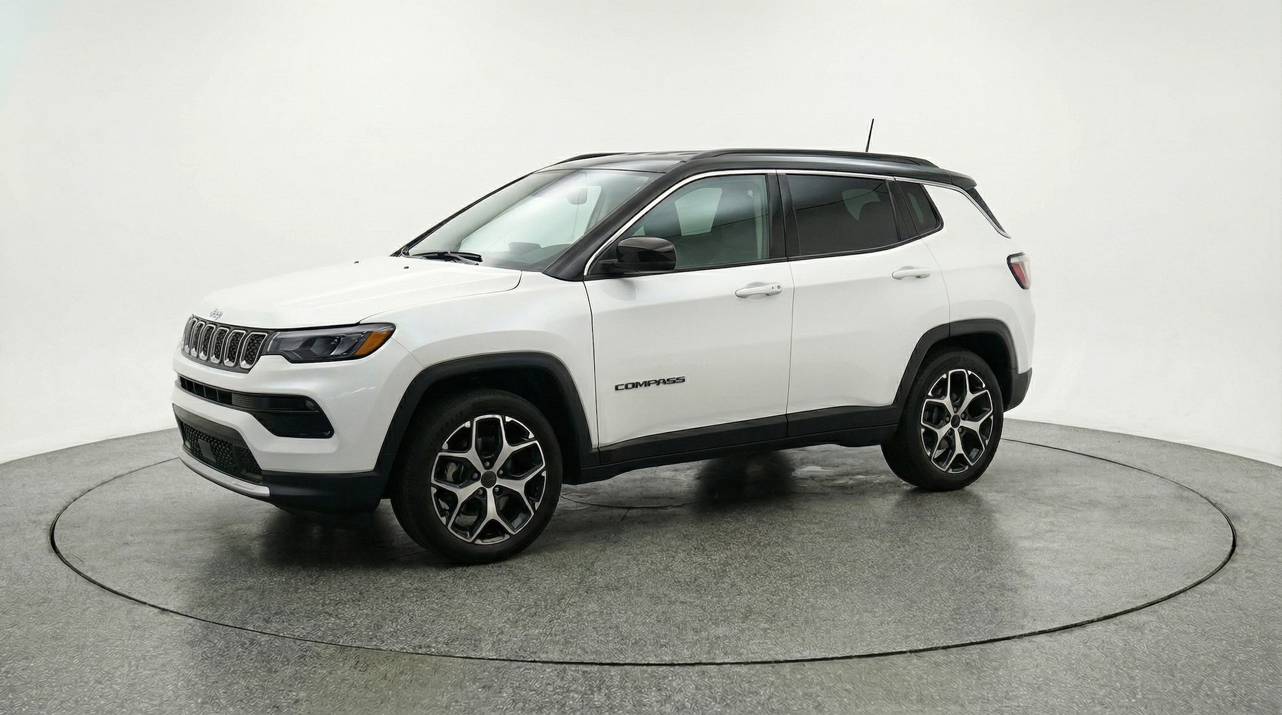 Thumbnail: 2025 Jeep Compass - 3