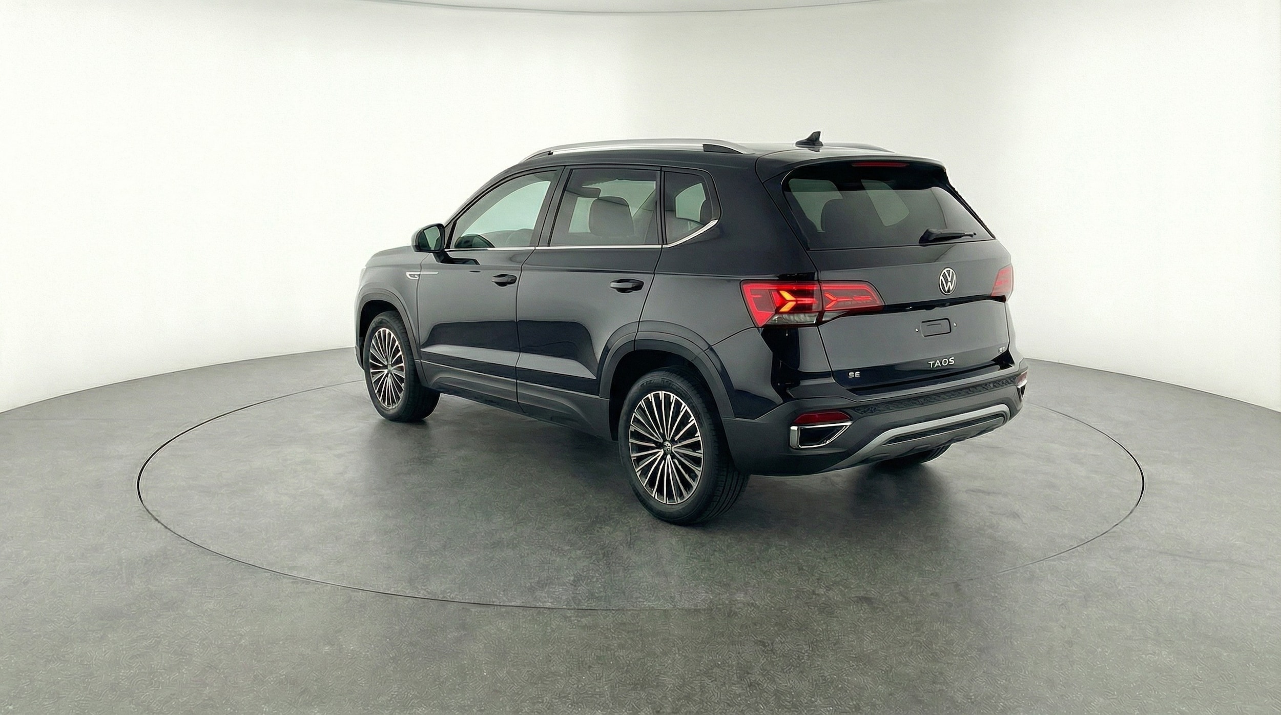 Thumbnail: 2025 Volkswagen Taos - 5