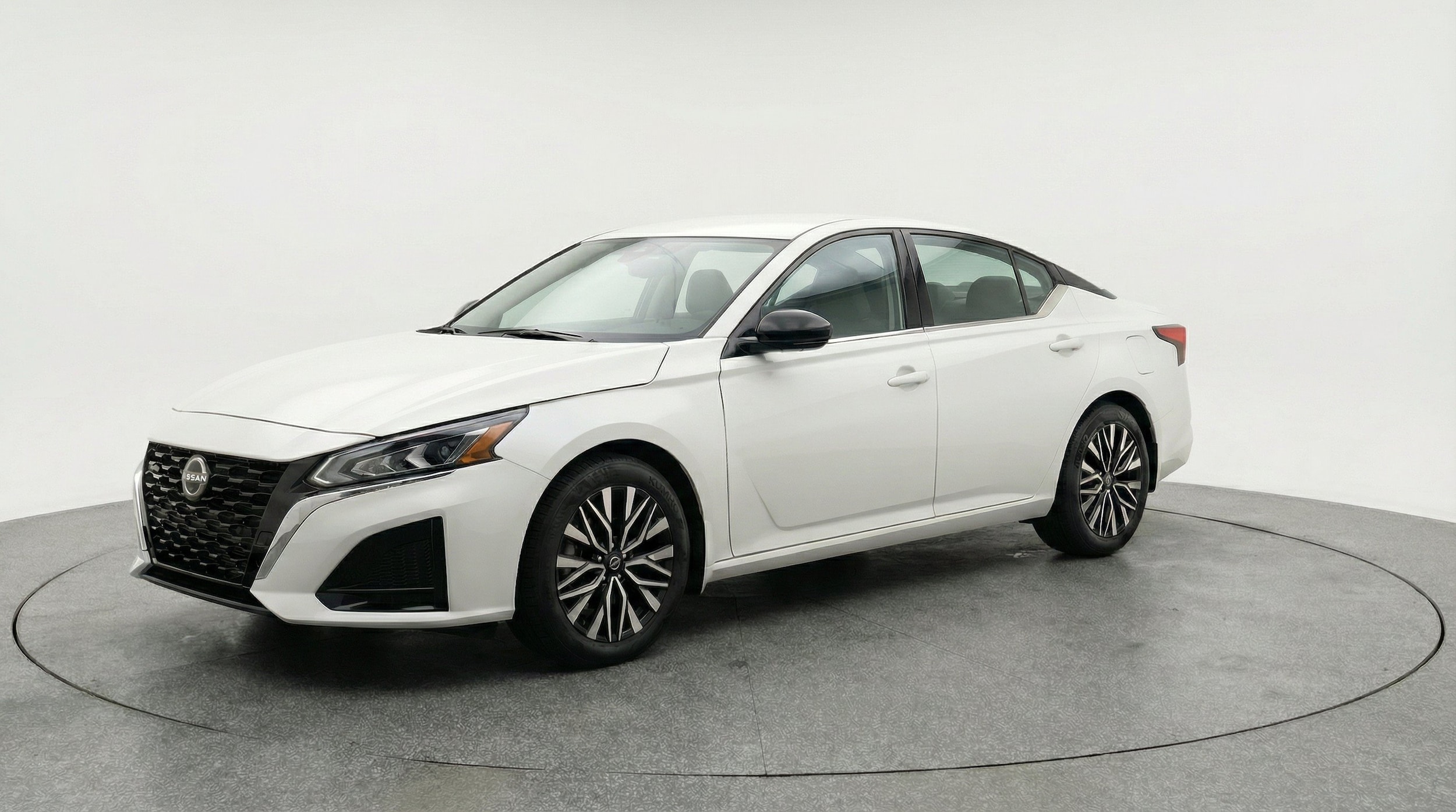 Thumbnail: 2026 Nissan Altima - 3