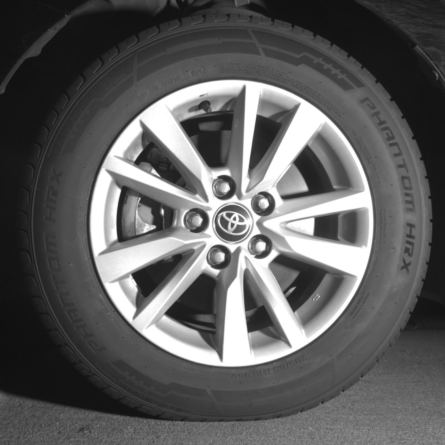 Thumbnail: 2025 Toyota Camry - 9