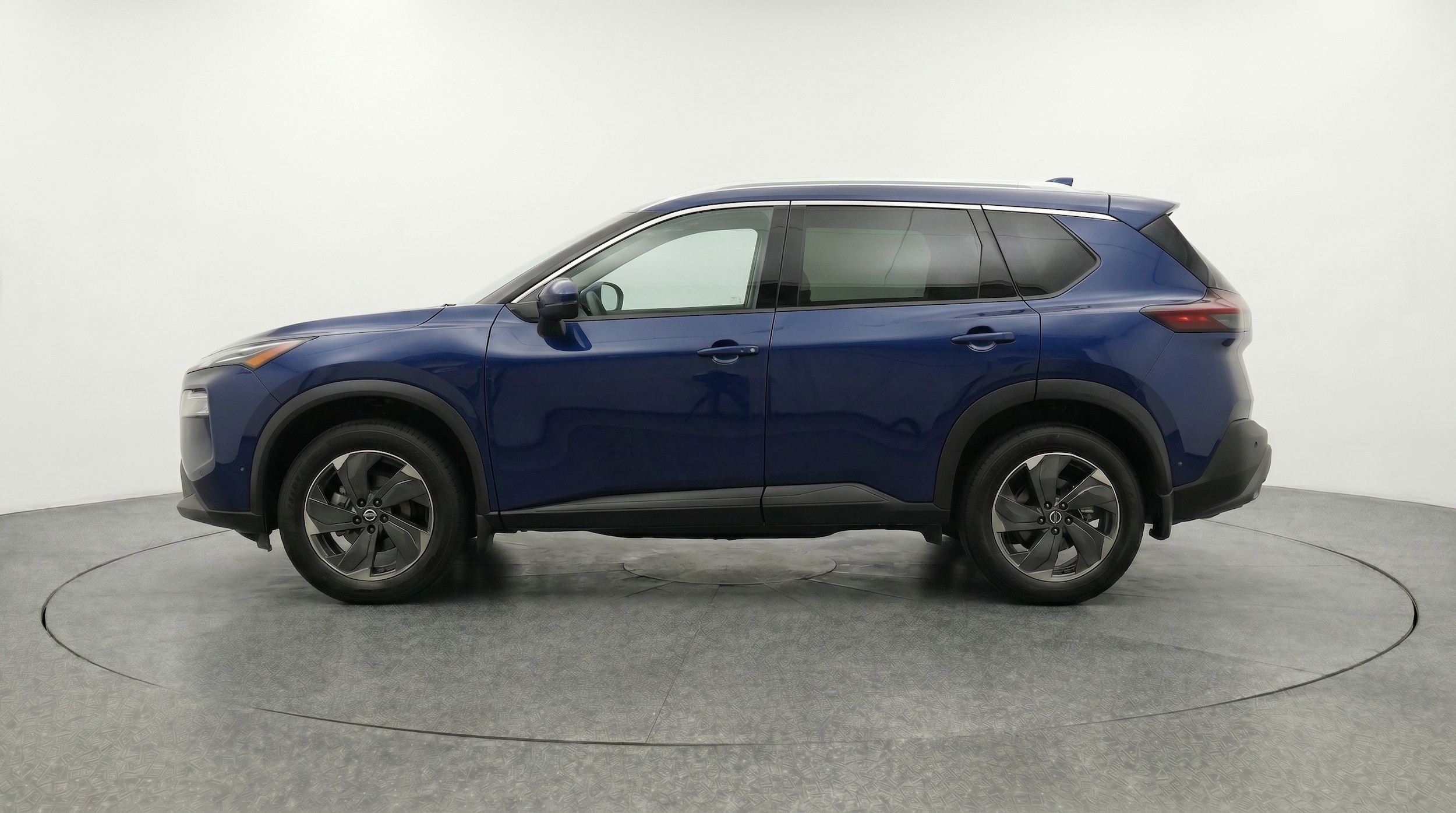 Thumbnail: 2025 Nissan Rogue - 5