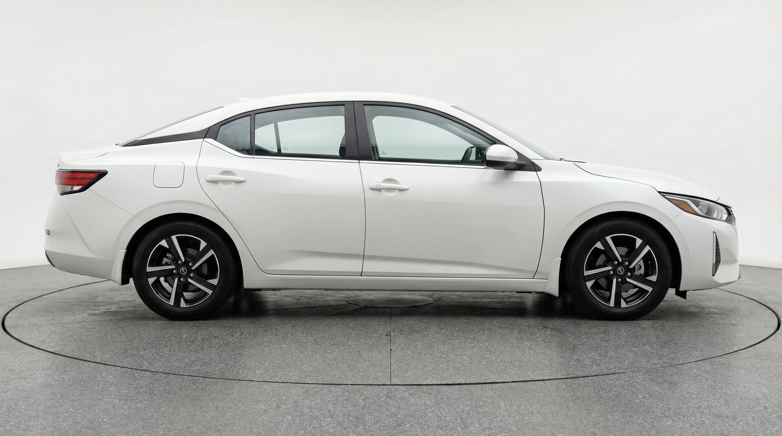 Thumbnail: 2025 Nissan Sentra - 11