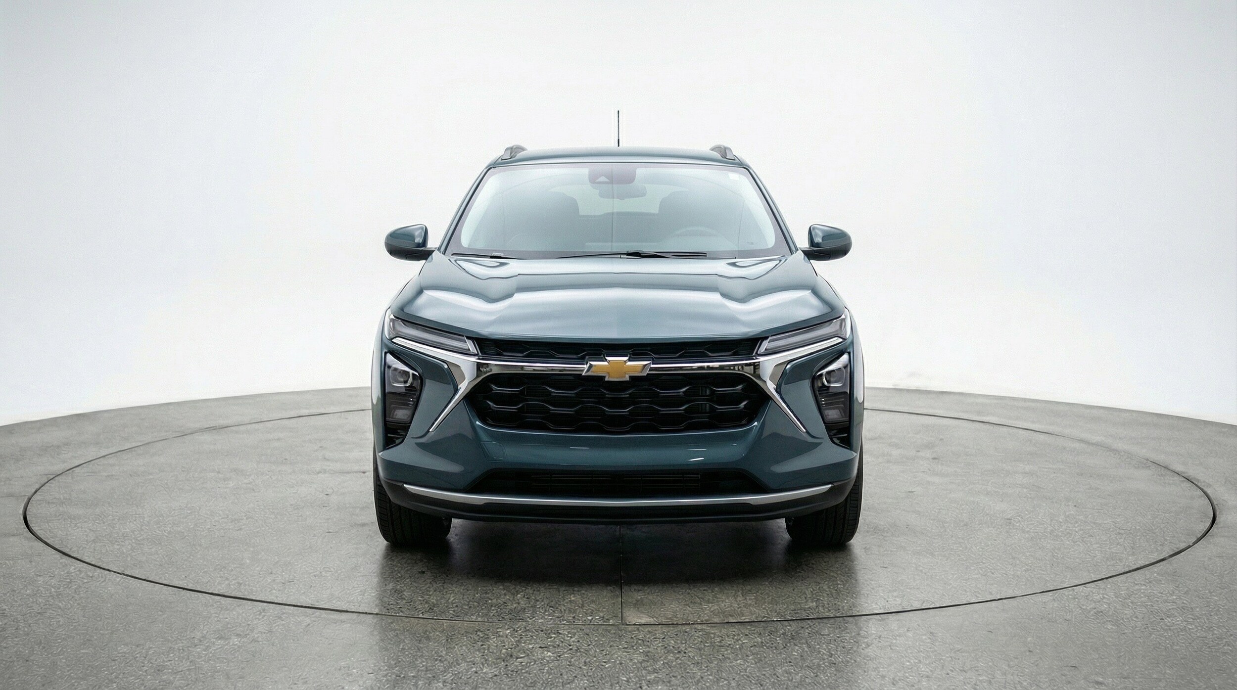 Thumbnail: 2025 Chevrolet Trax - 2
