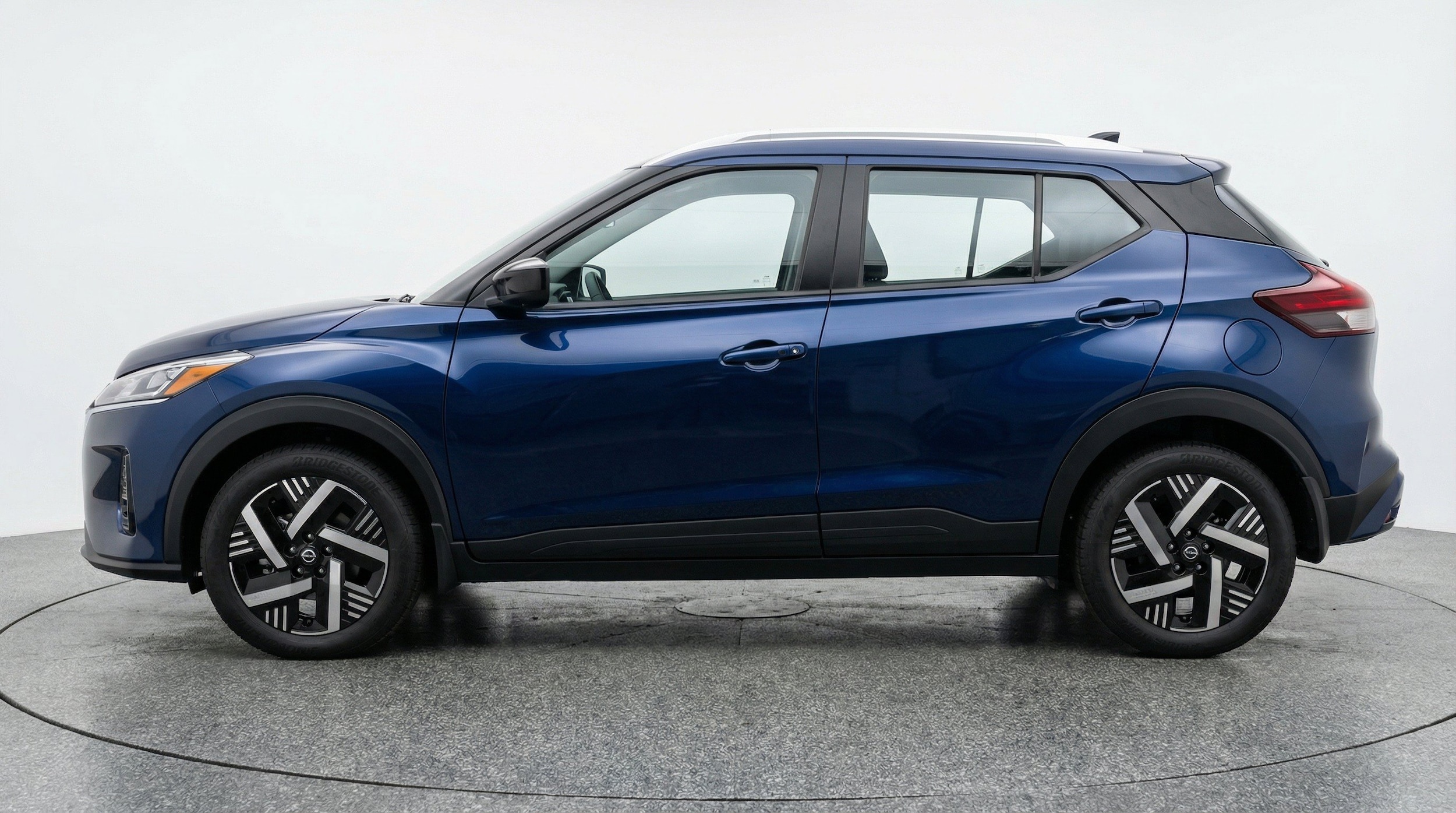 Thumbnail: 2026 Nissan Kicks - 5