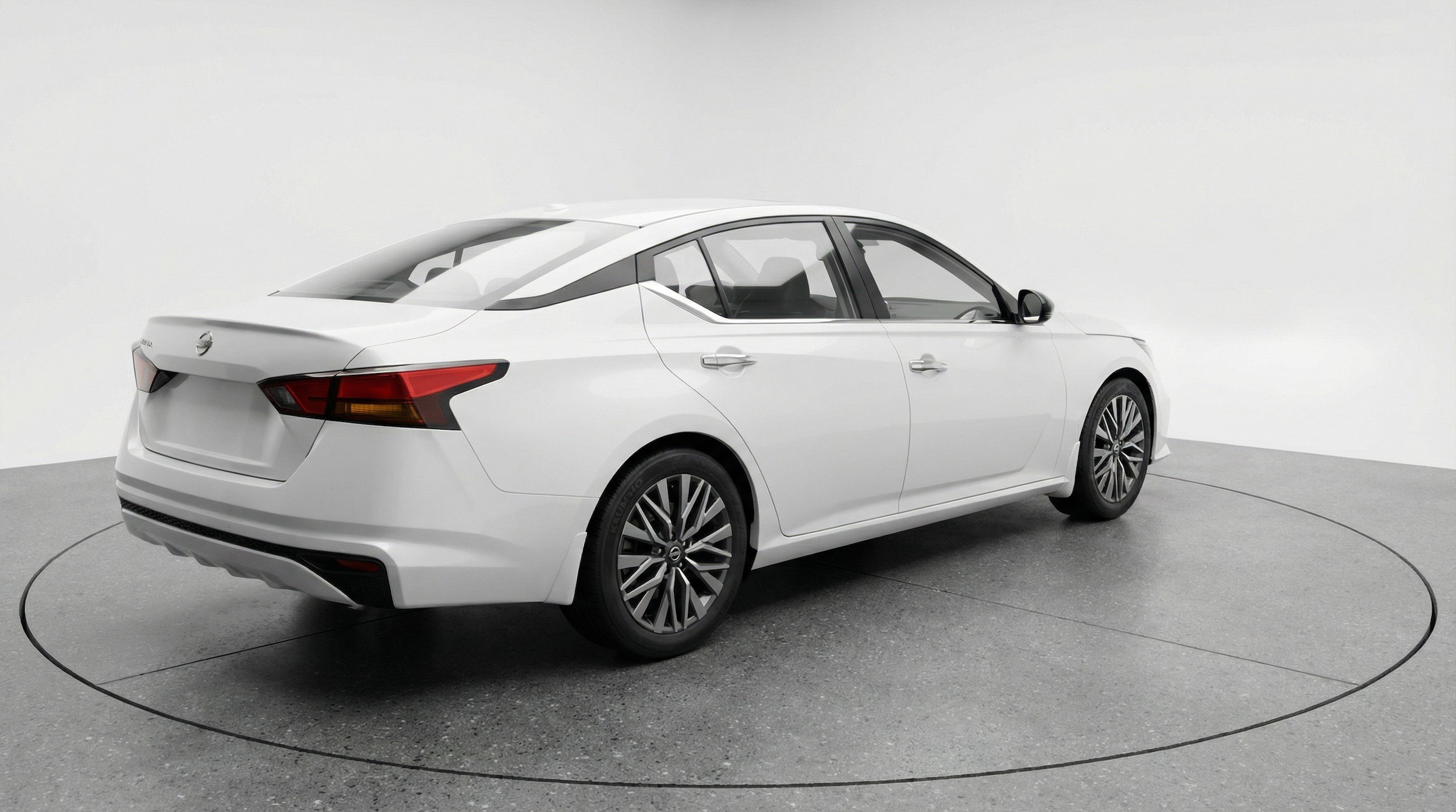 Thumbnail: 2025 Nissan Altima - 9