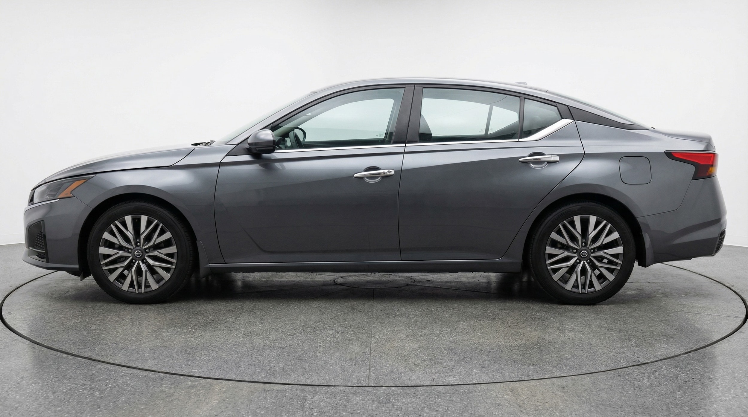 Thumbnail: 2025 Nissan Altima - 4