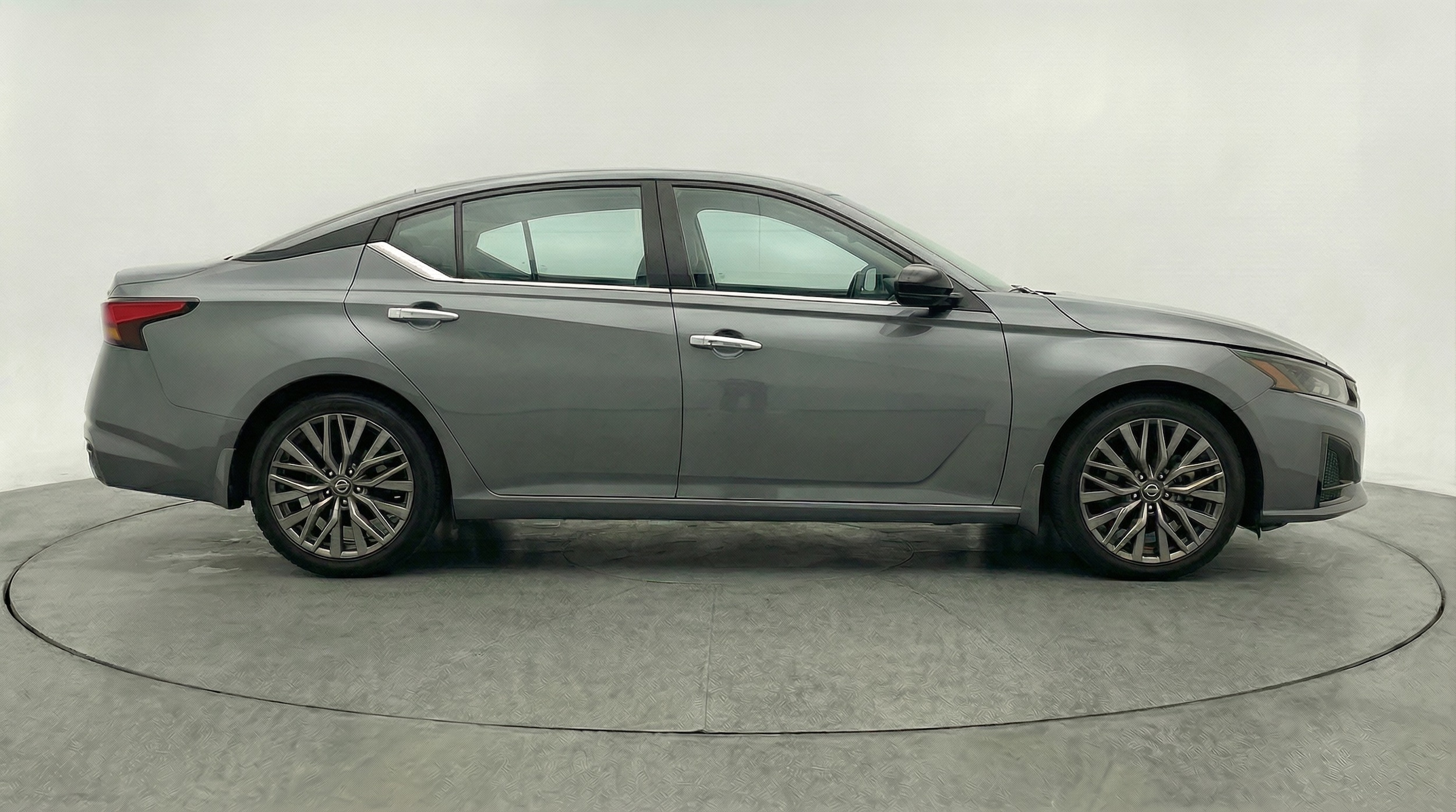 Thumbnail: 2025 Nissan Altima - 8