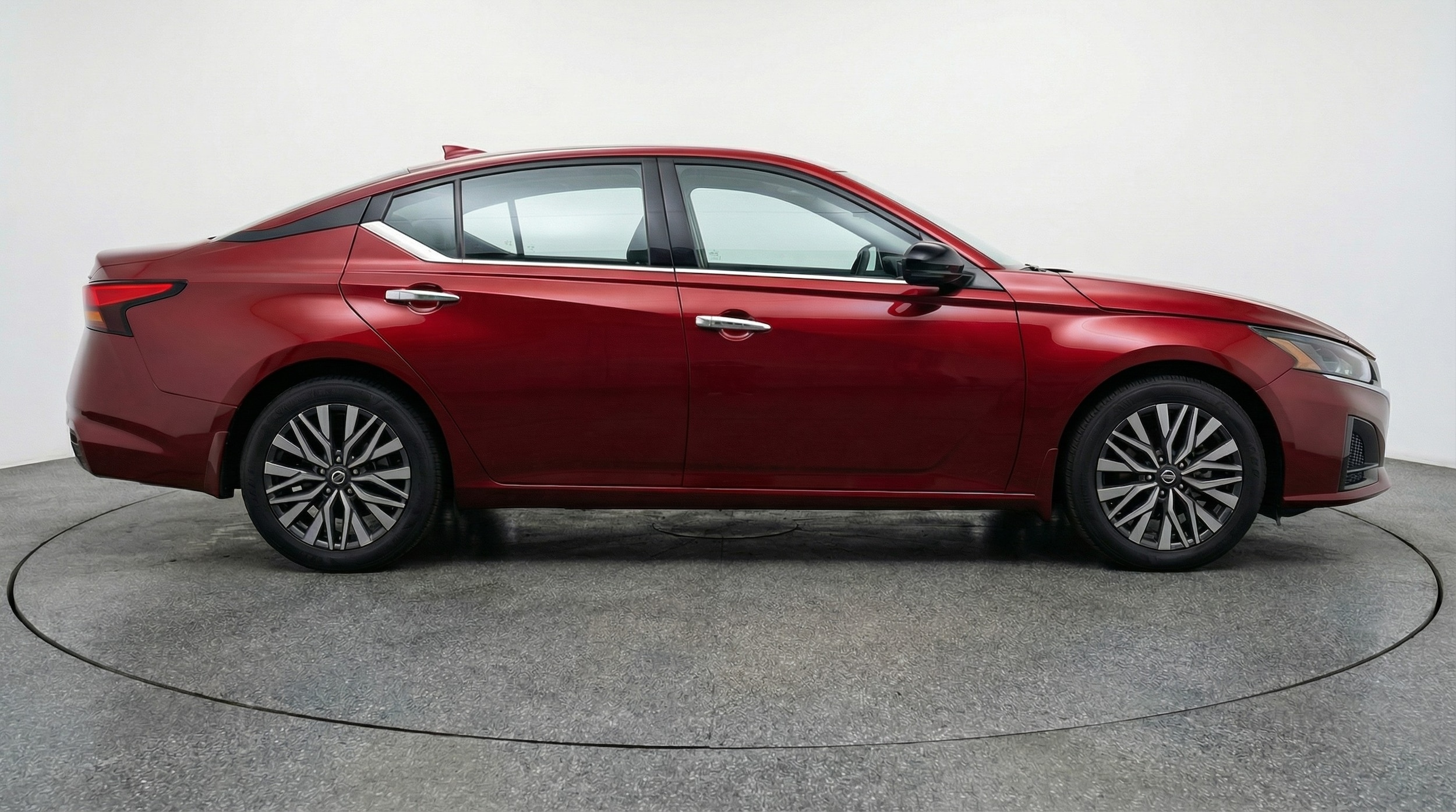 Thumbnail: 2025 Nissan Altima - 8