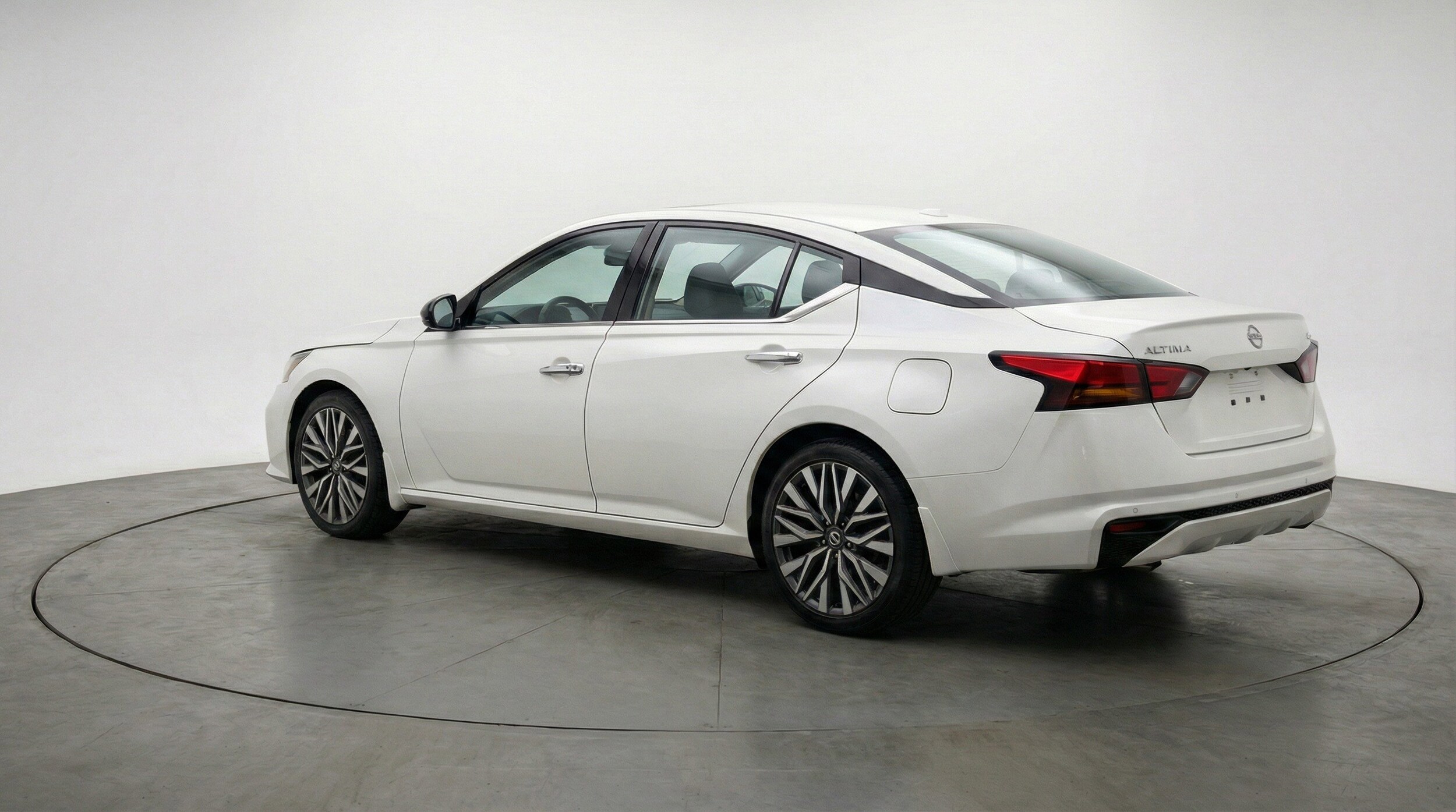 Thumbnail: 2025 Nissan Altima - 6