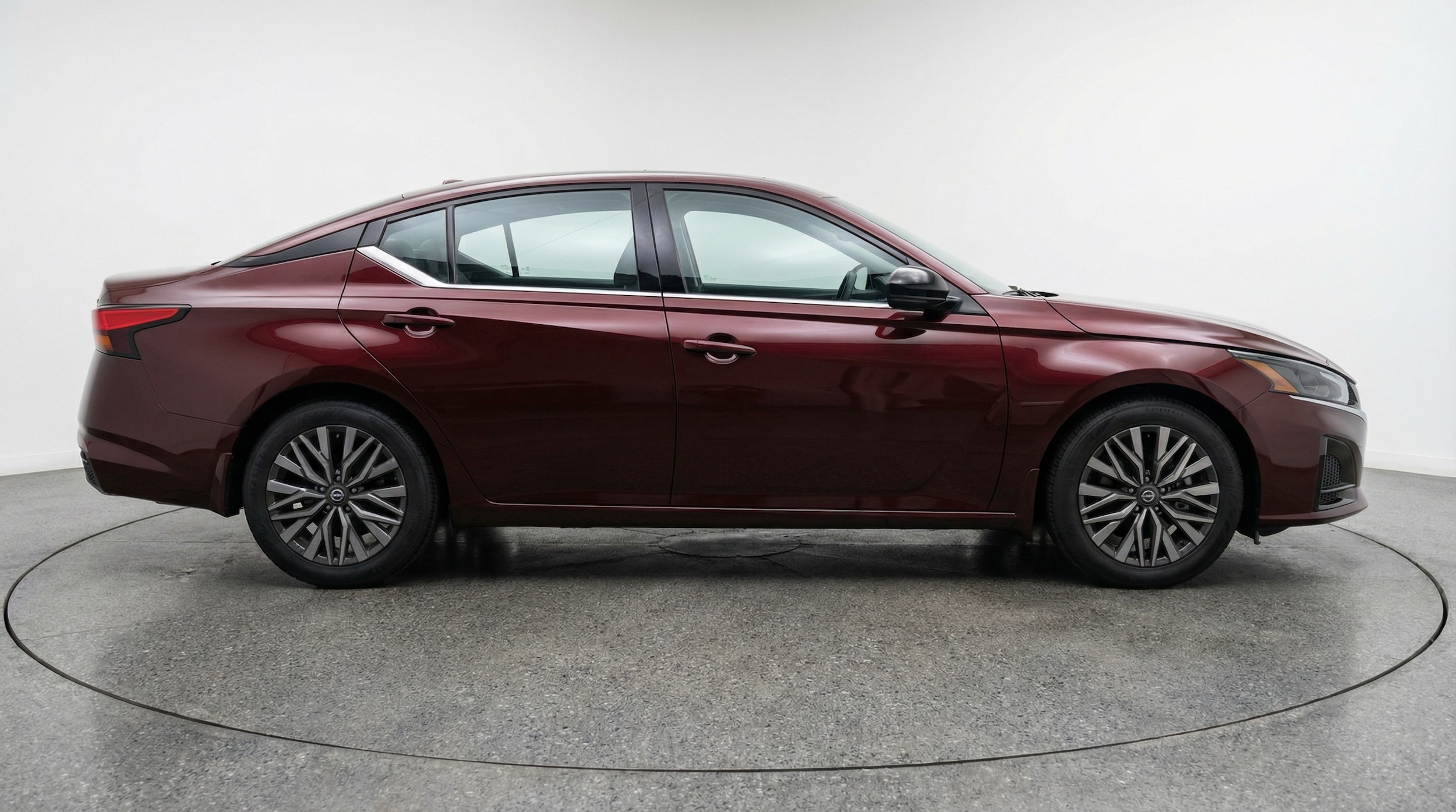 Thumbnail: 2025 Nissan Altima - 8