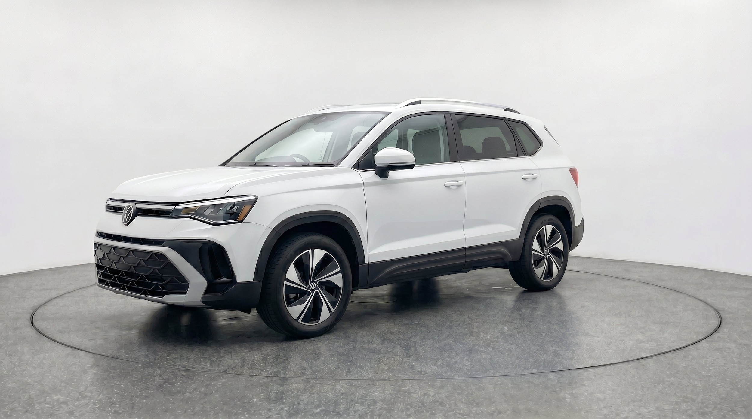 Thumbnail: 2026 Volkswagen Taos - 3