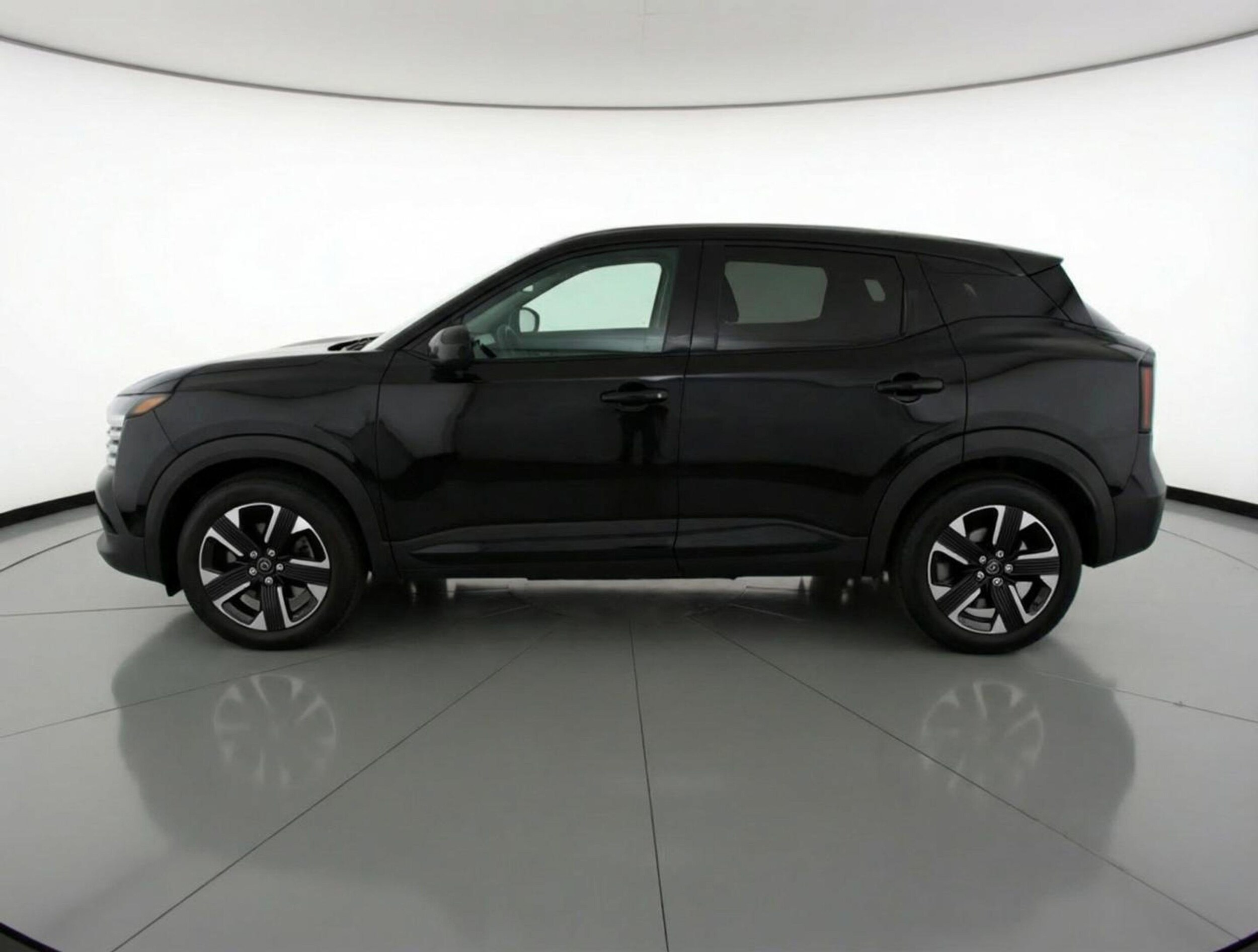 Thumbnail: 2025 Nissan Kicks - 5