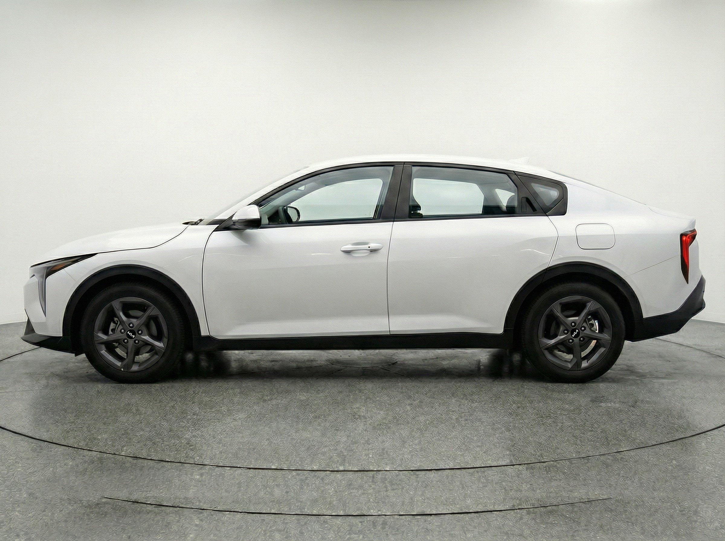 Thumbnail: 2025 Kia K4 - 5