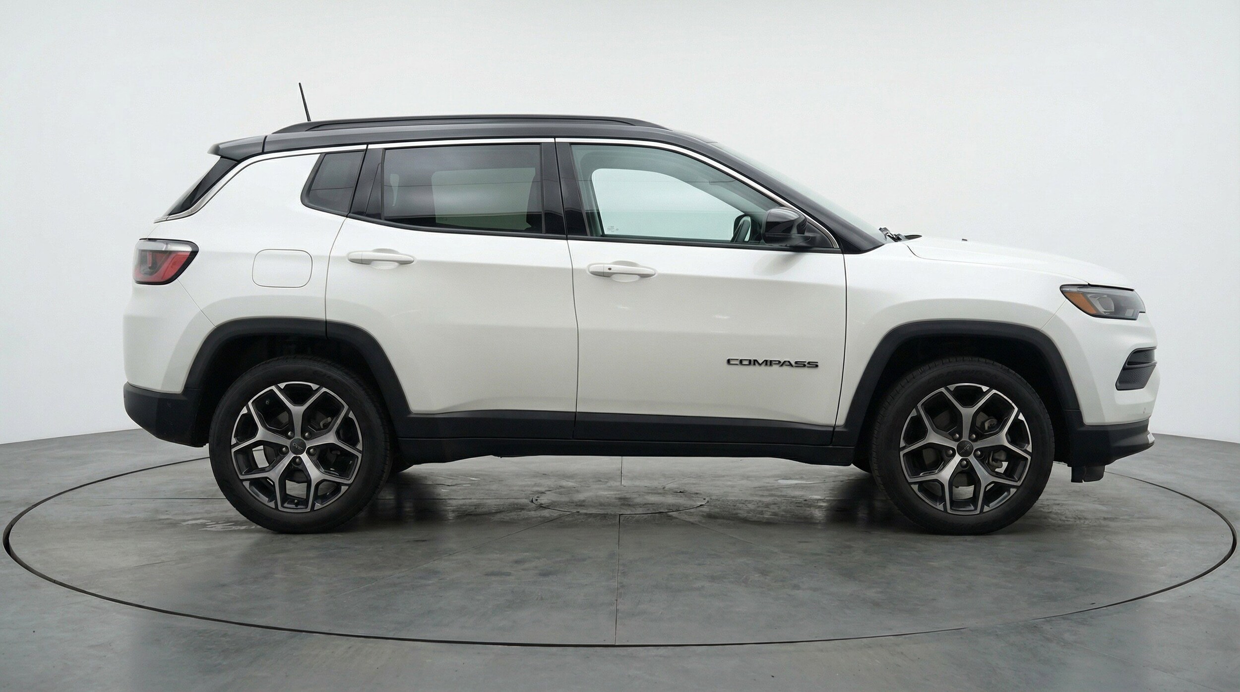 Thumbnail: 2025 Jeep Compass - 11