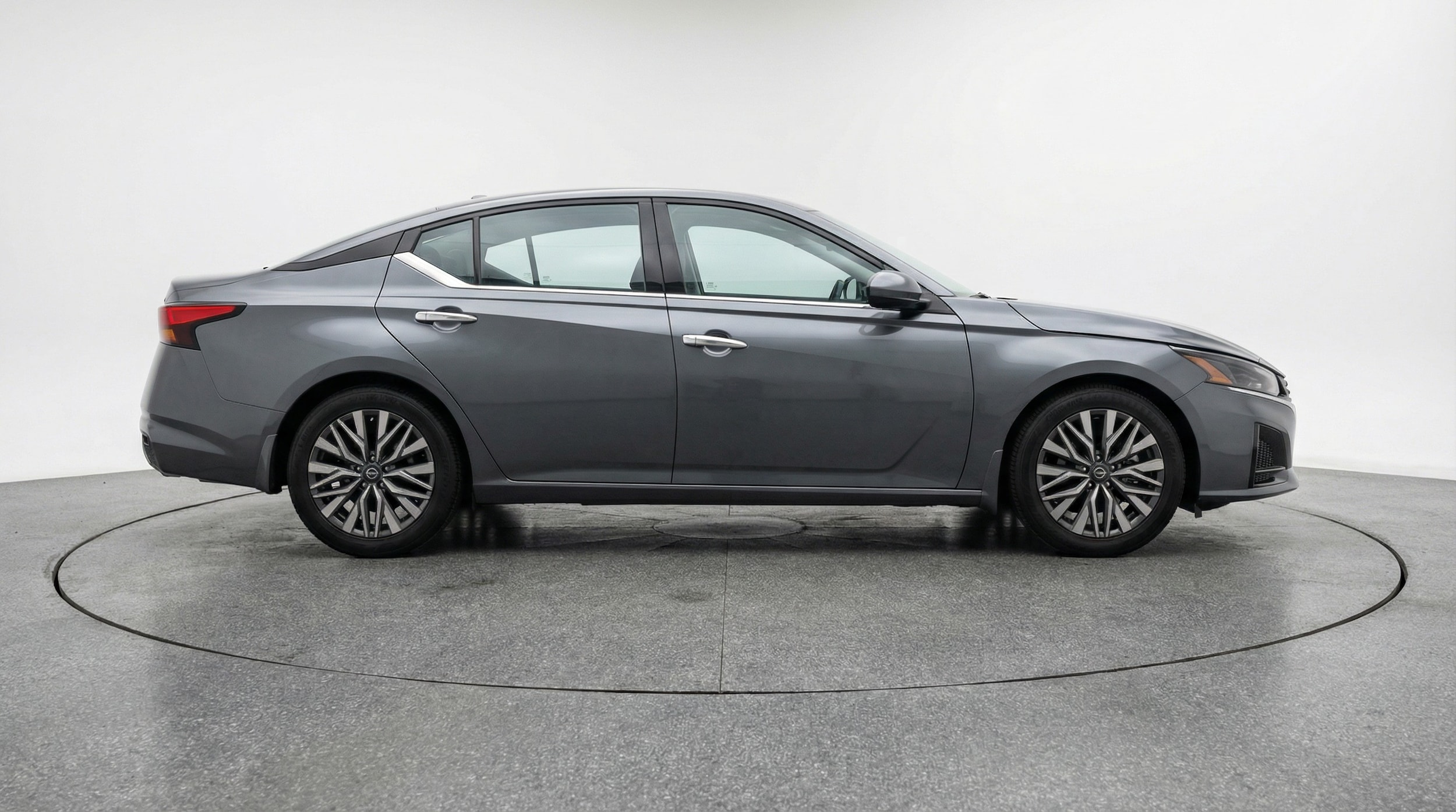 Thumbnail: 2025 Nissan Altima - 8