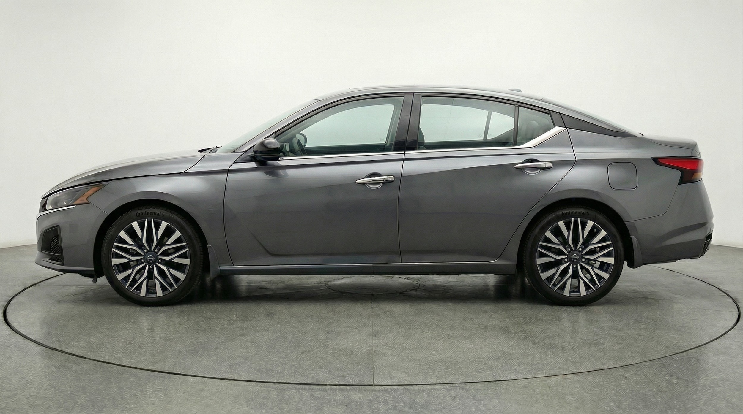 Thumbnail: 2025 Nissan Altima - 4