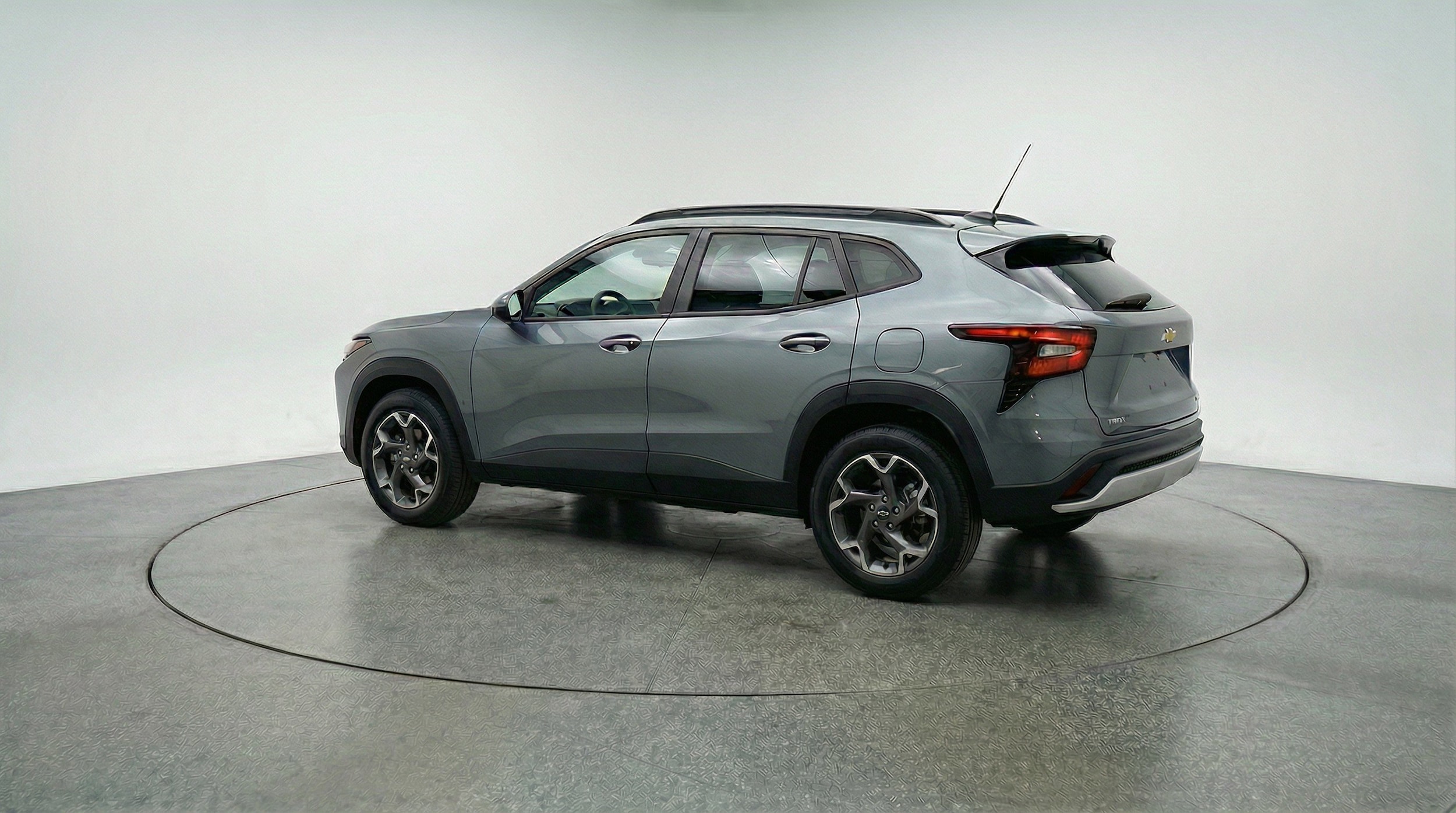 Thumbnail: 2025 Chevrolet Trax - 6