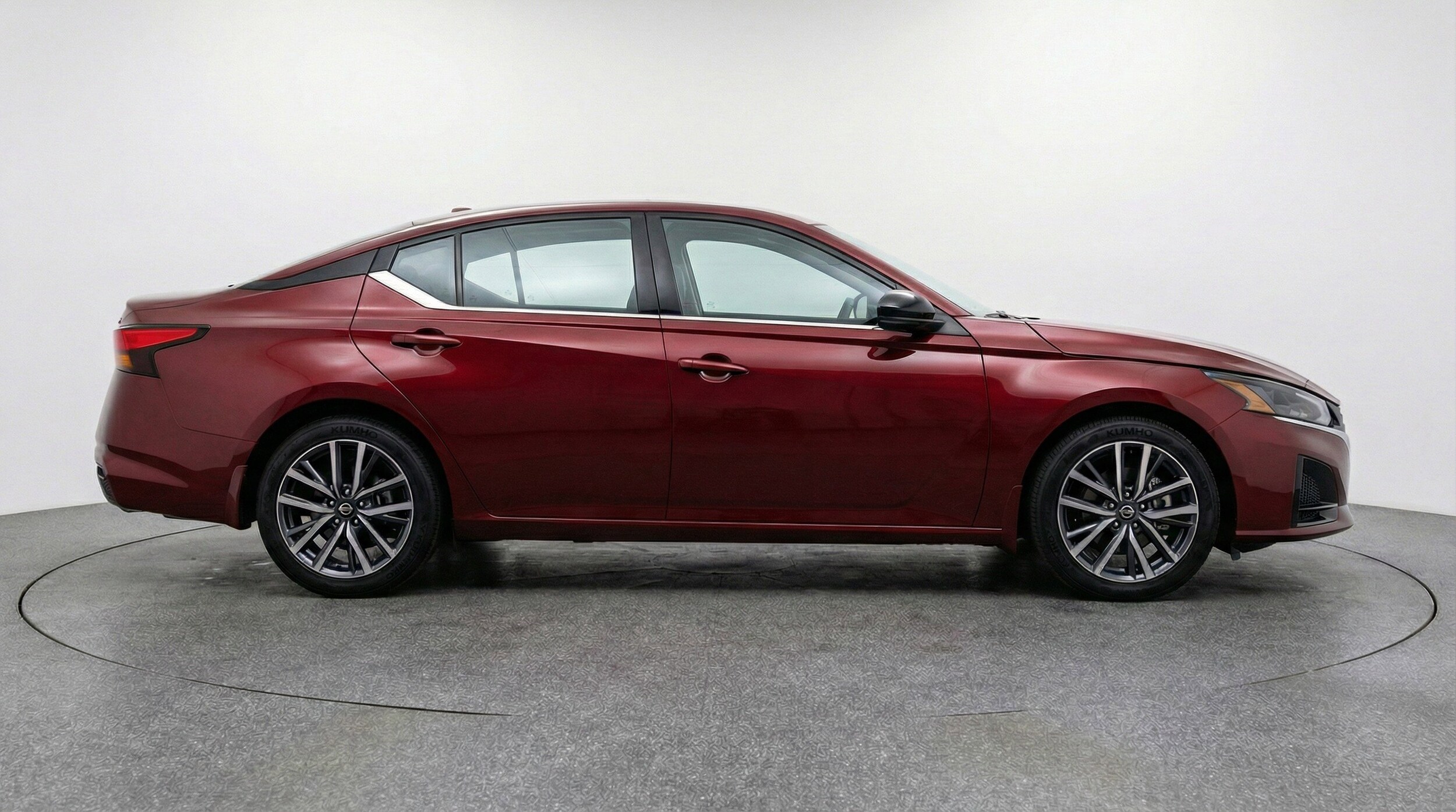 Thumbnail: 2025 Nissan Altima - 11