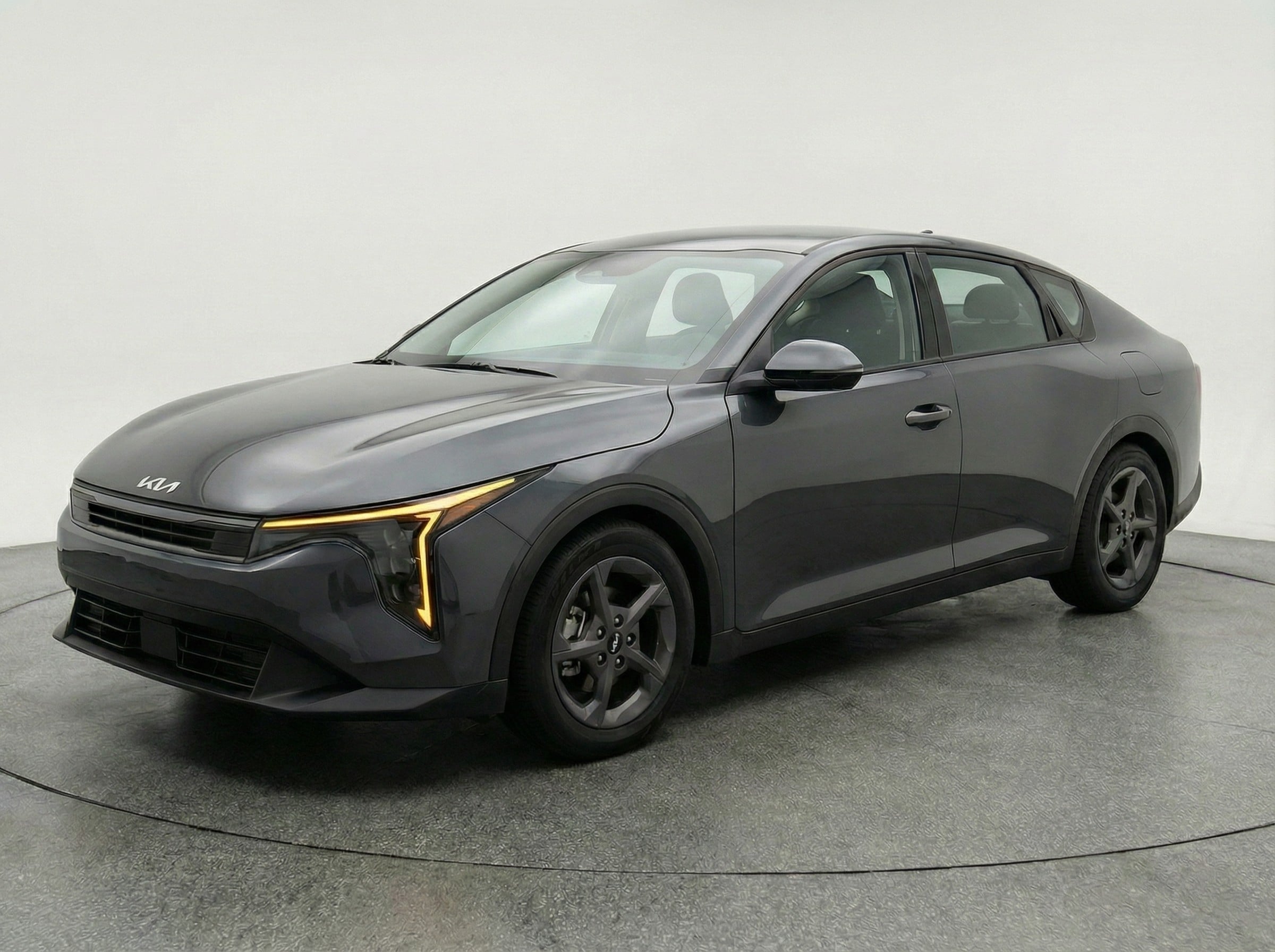 Thumbnail: 2025 Kia K4 - 3